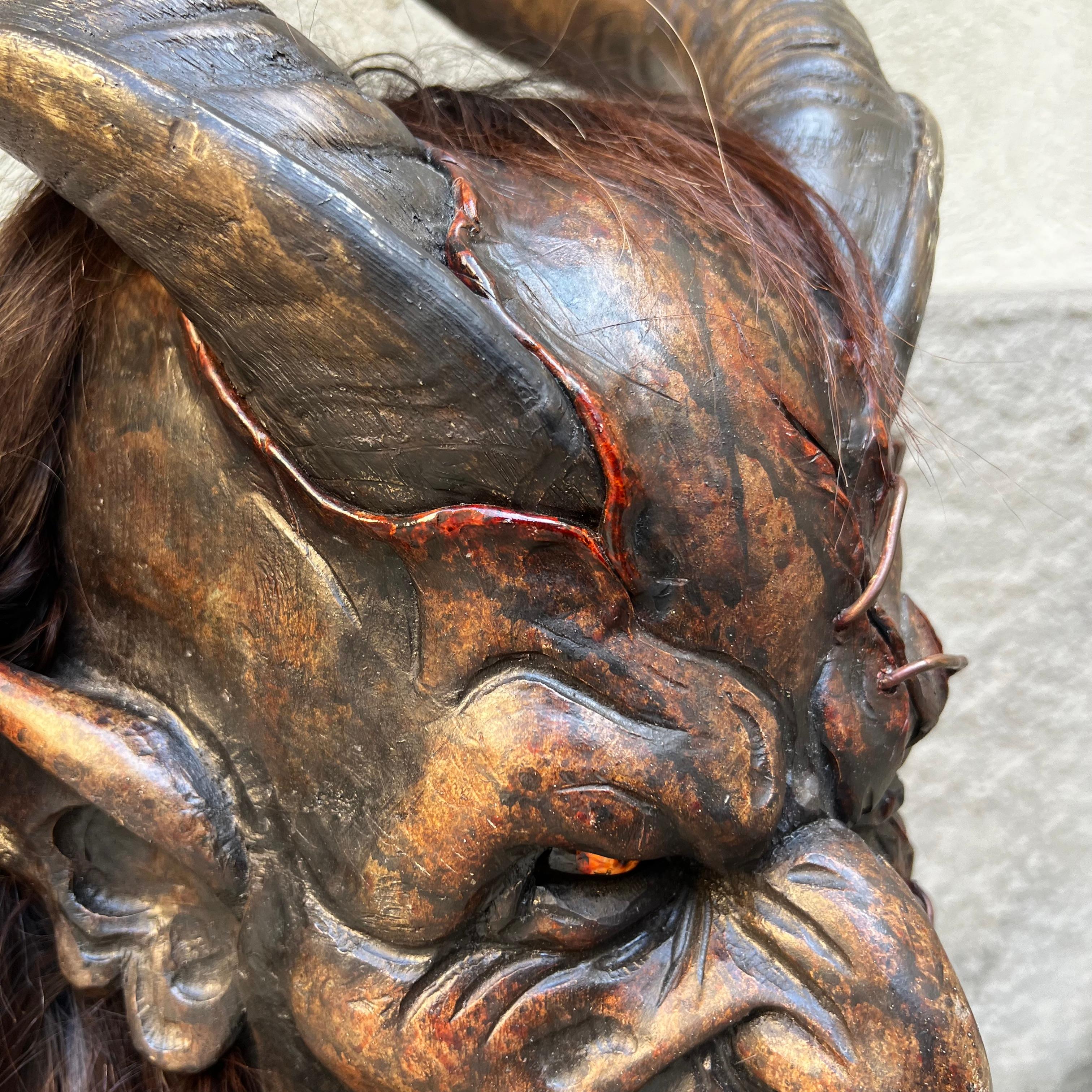 Maschera (UNICA) da Krampus in Legno Intagliato e Pelo Caprino - di Luca Pojer 4