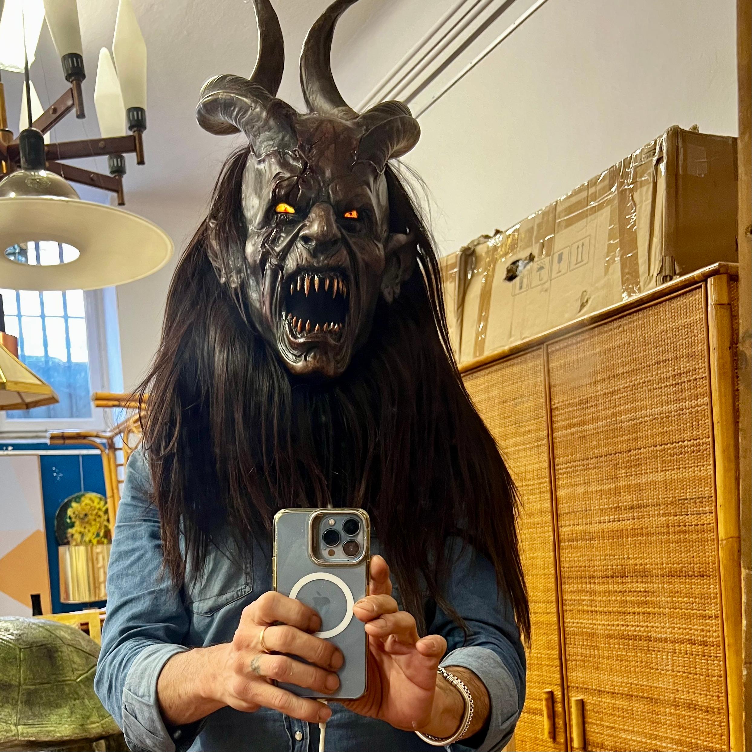 Maschera (UNICA) da Krampus in Legno Intagliato e Pelo Caprino - di Luca Pojer 7