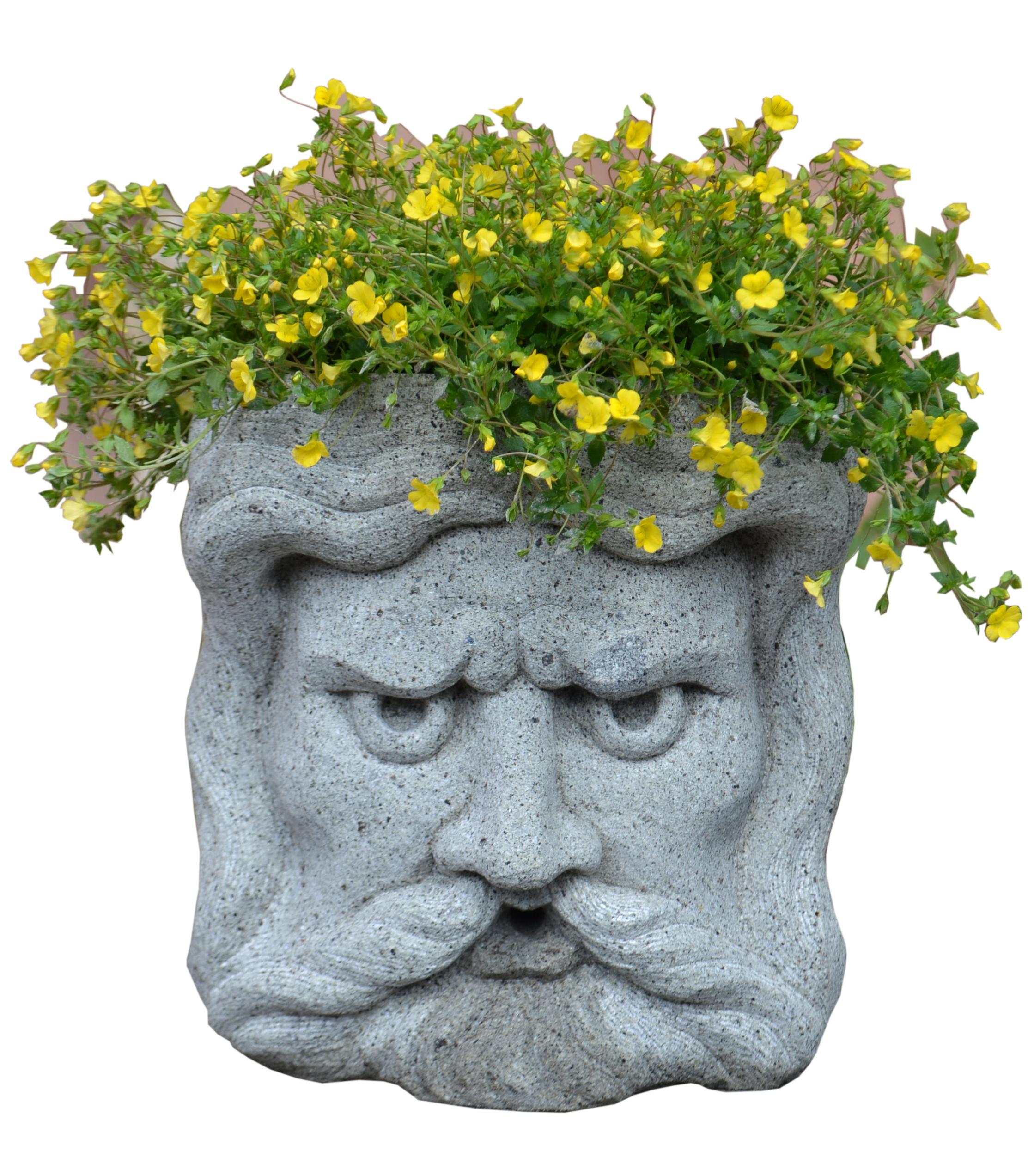 Originale vaso scolpito su pietra vulcanica 