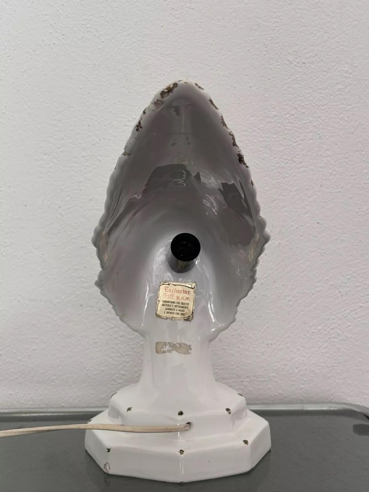 Lampe à poser Mascotte Art Déco René Lalique Style Victoire en vente 4