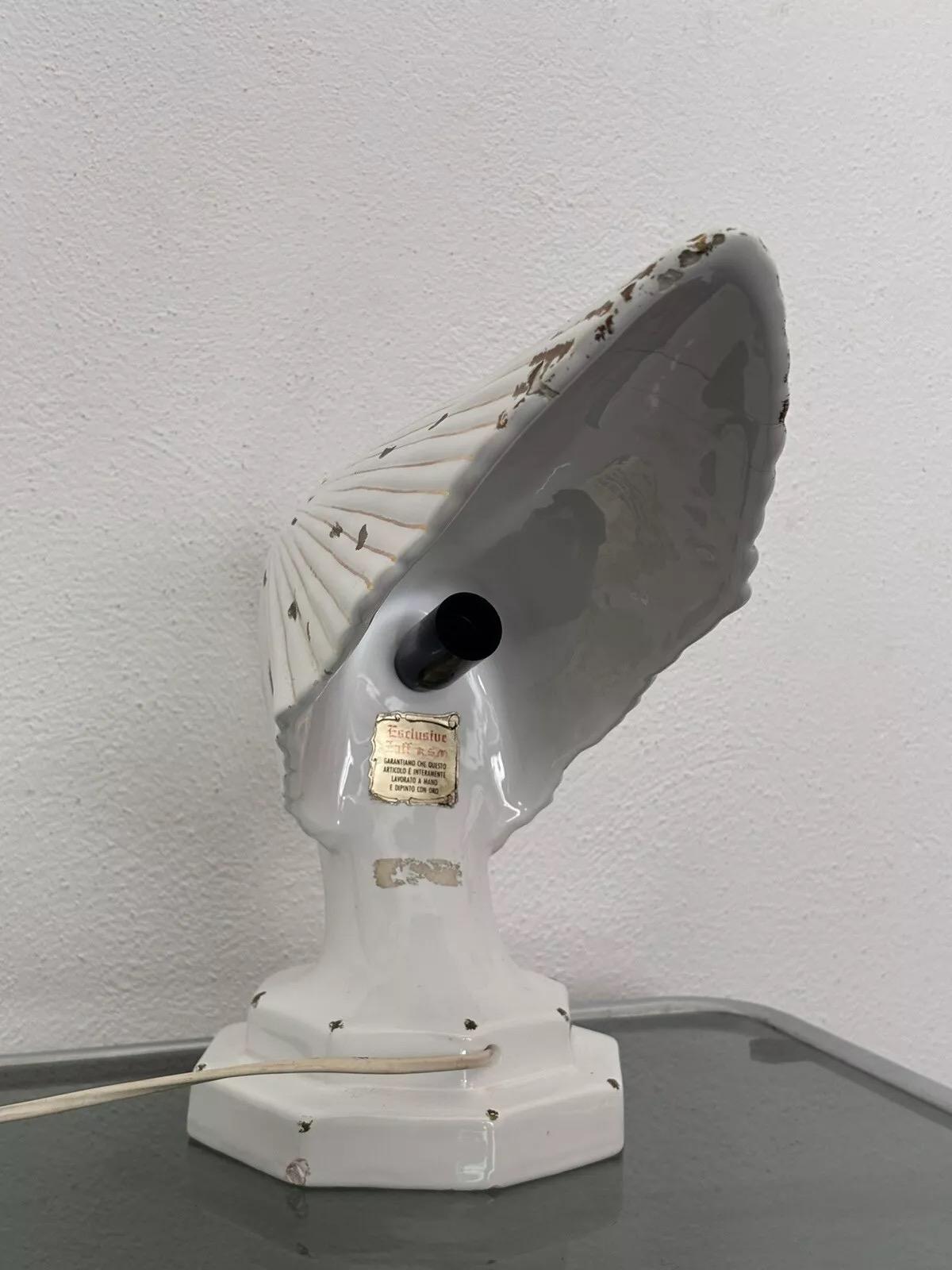Lampe à poser Mascotte Art Déco René Lalique Style Victoire en vente 5