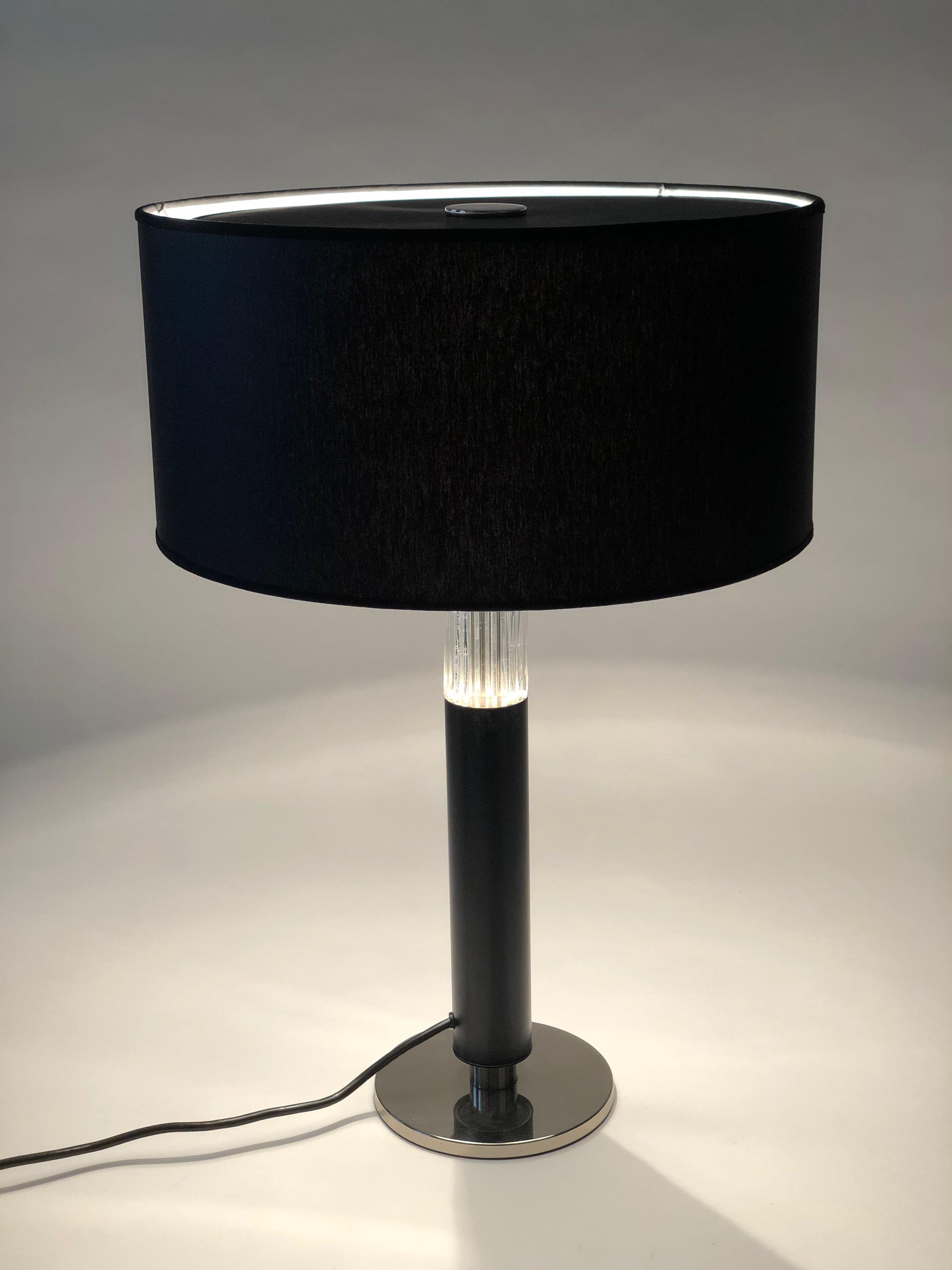 Masculine Black Table Lamp from J. T. Kalmar In Good Condition For Sale In Vienna, Austria