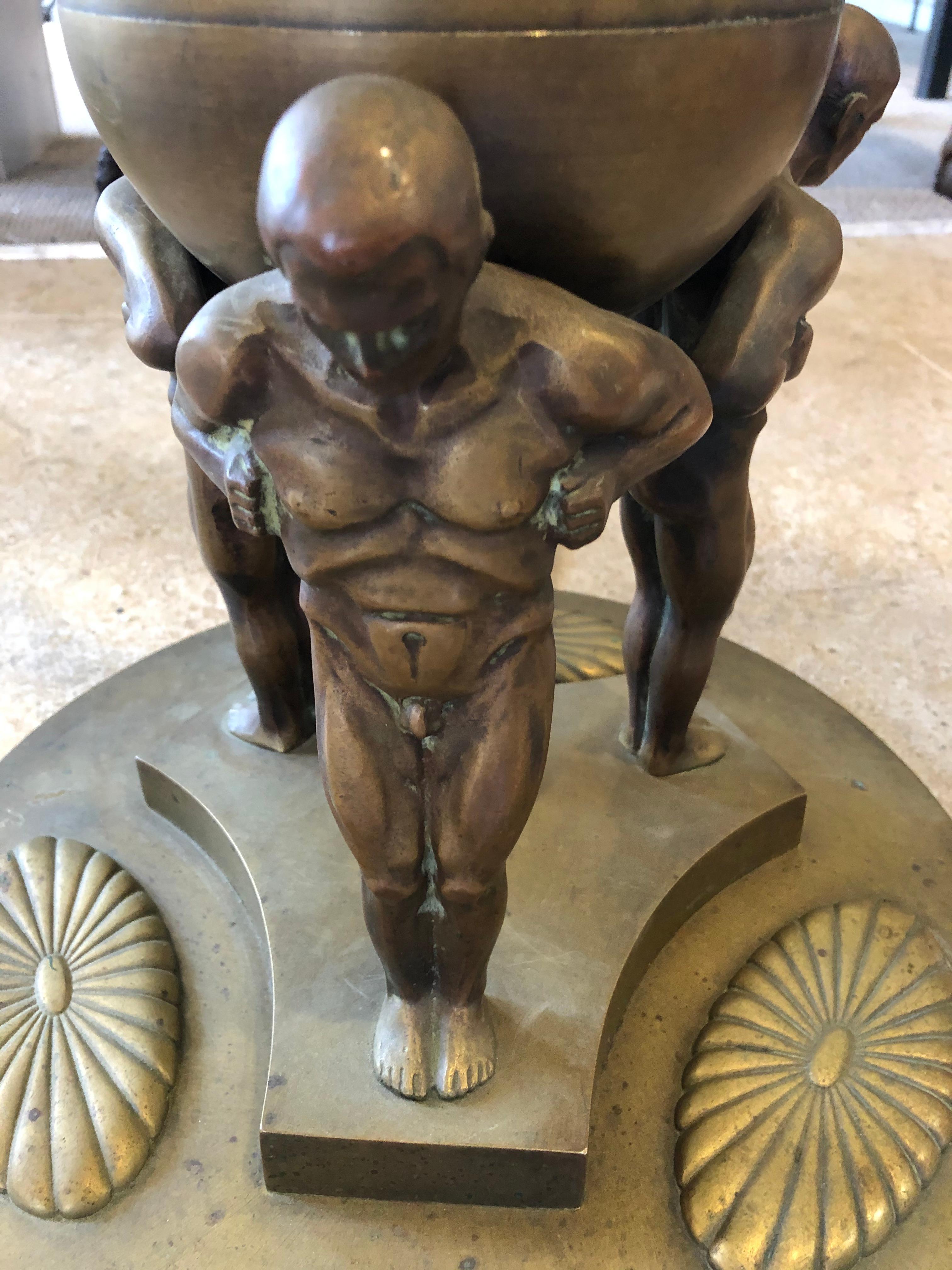 Masculino Jugendstil Musculoso Hombre desnudo Lámpara de pie de bronce Alemán en venta