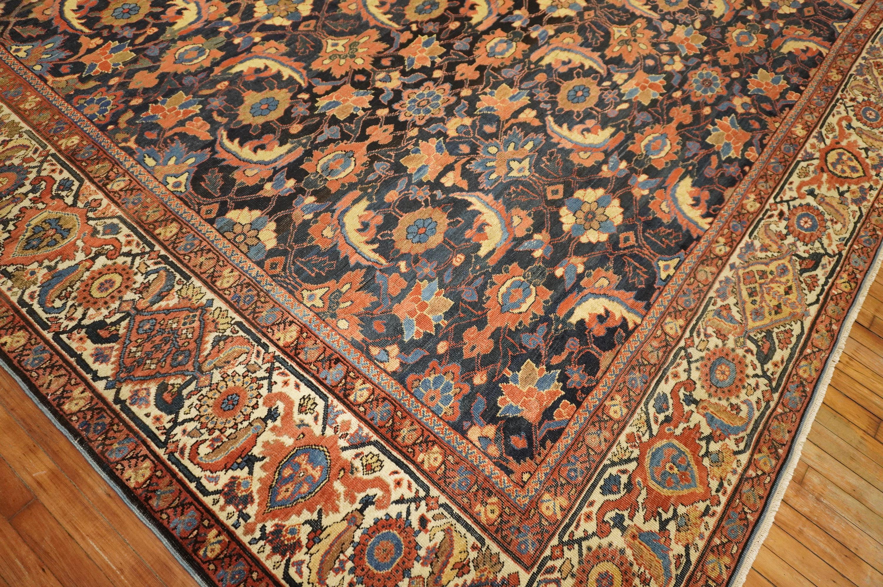 Masculine Large Antique Persian Mahal Sultanabad Rug, Early 20th Century For Sale 4