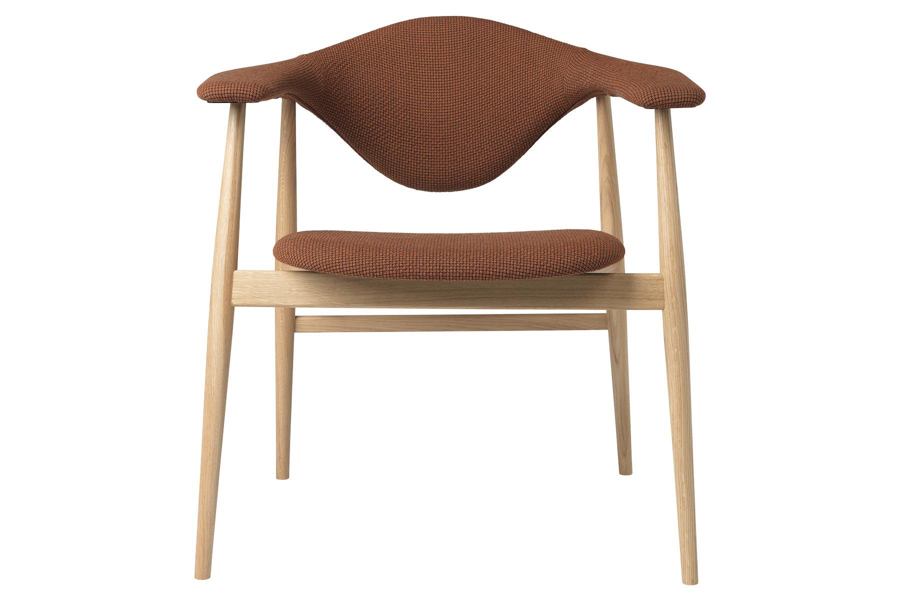 Laqué Chaise de salle à manger Masculo, entièrement tapissée, base en chêne naturel en vente