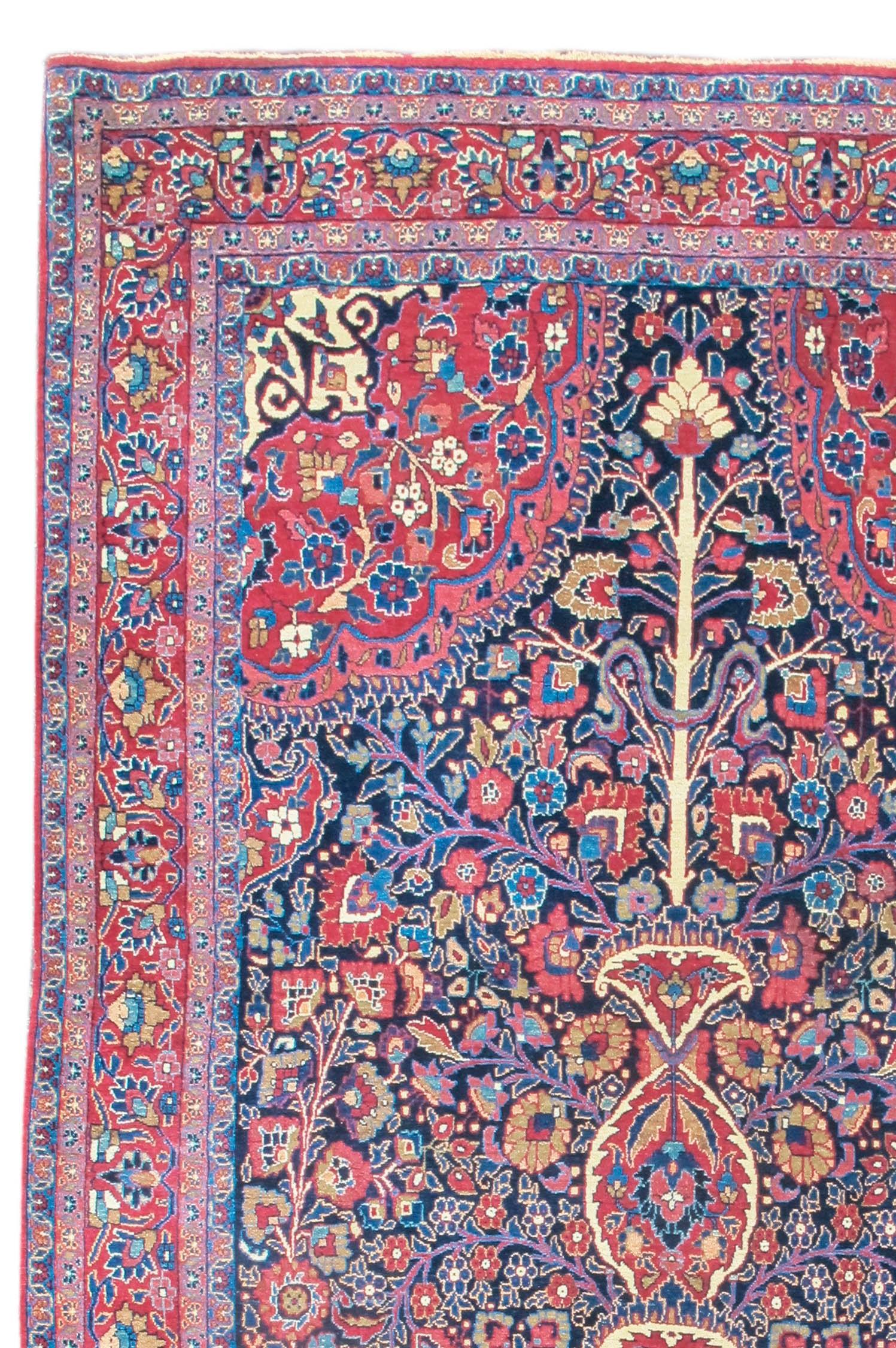 Mashad rug. Measures: 4'10