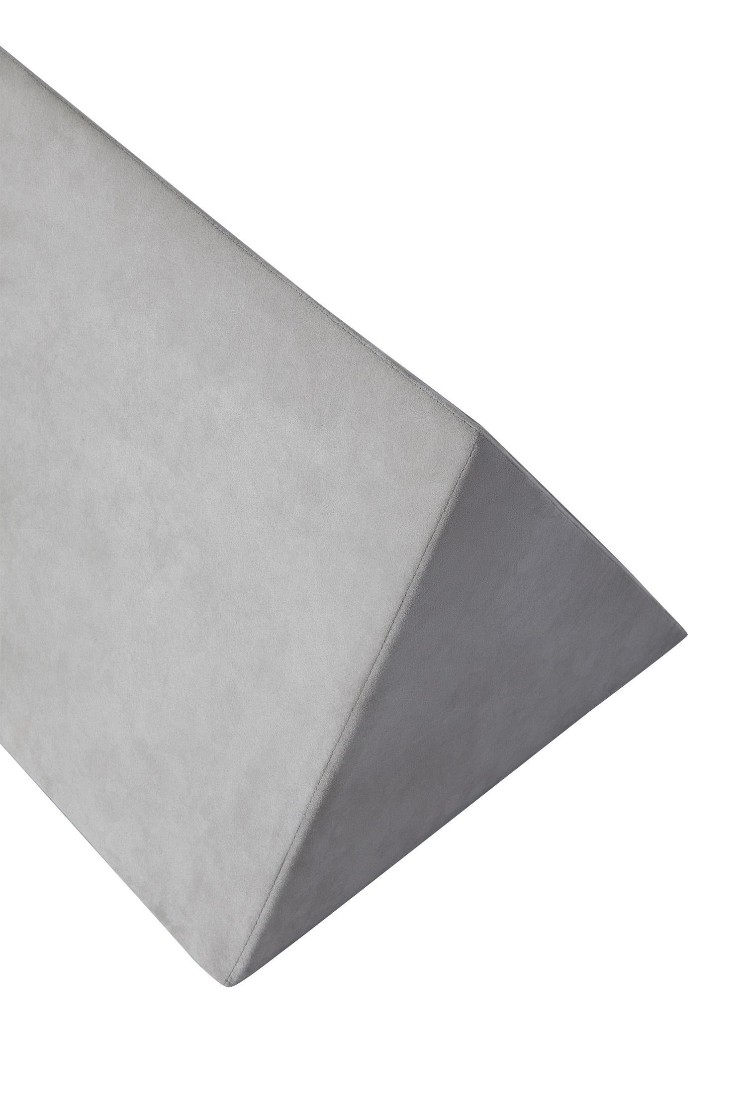 Masheb Sofa, Arquitectura-G, Grau Alcantara, Modular, Anpassbar, Zeitgenössisch (Aluminium) im Angebot