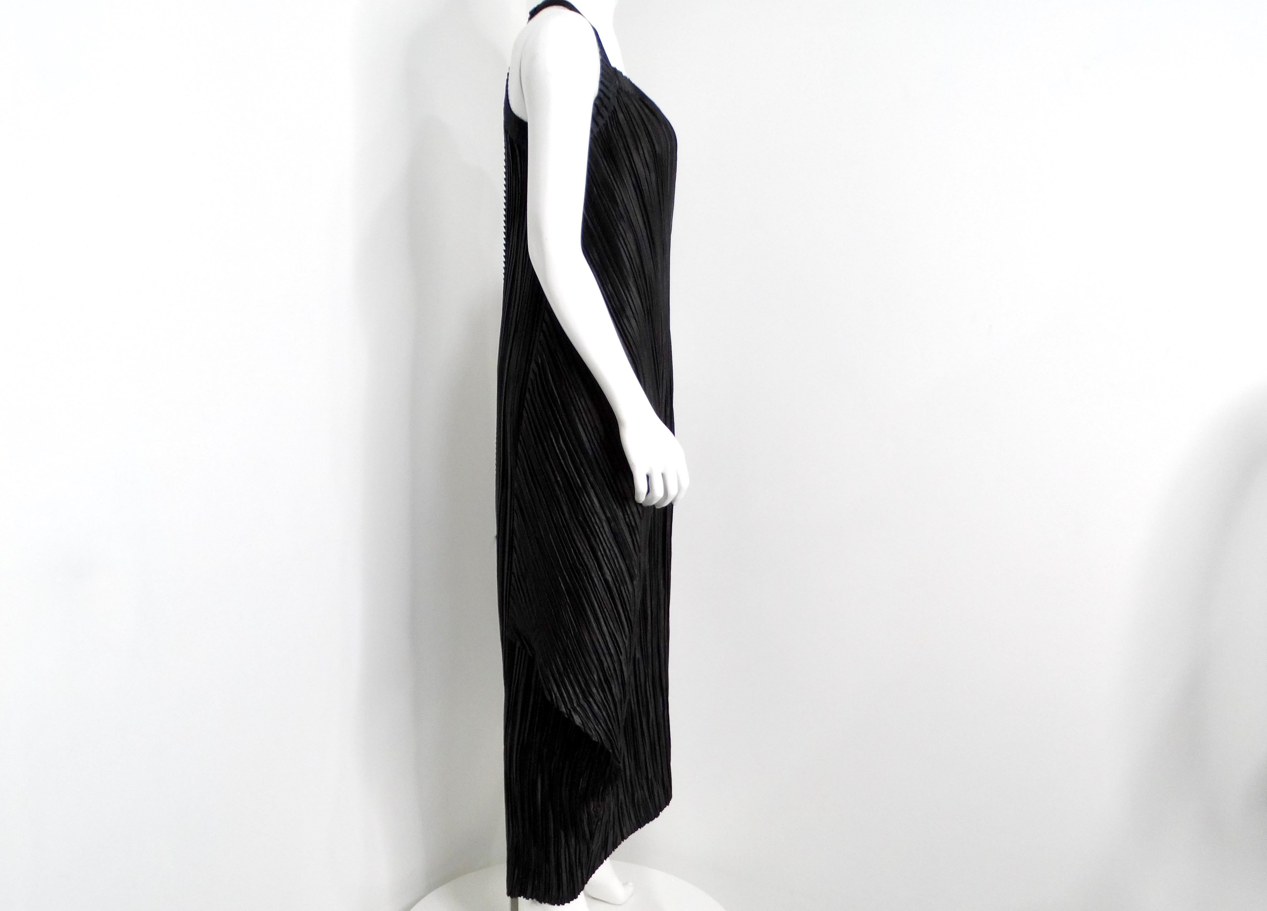 Mashiah Arrive 2000s Robe longue plissée noire avec manches à bras en vente 3