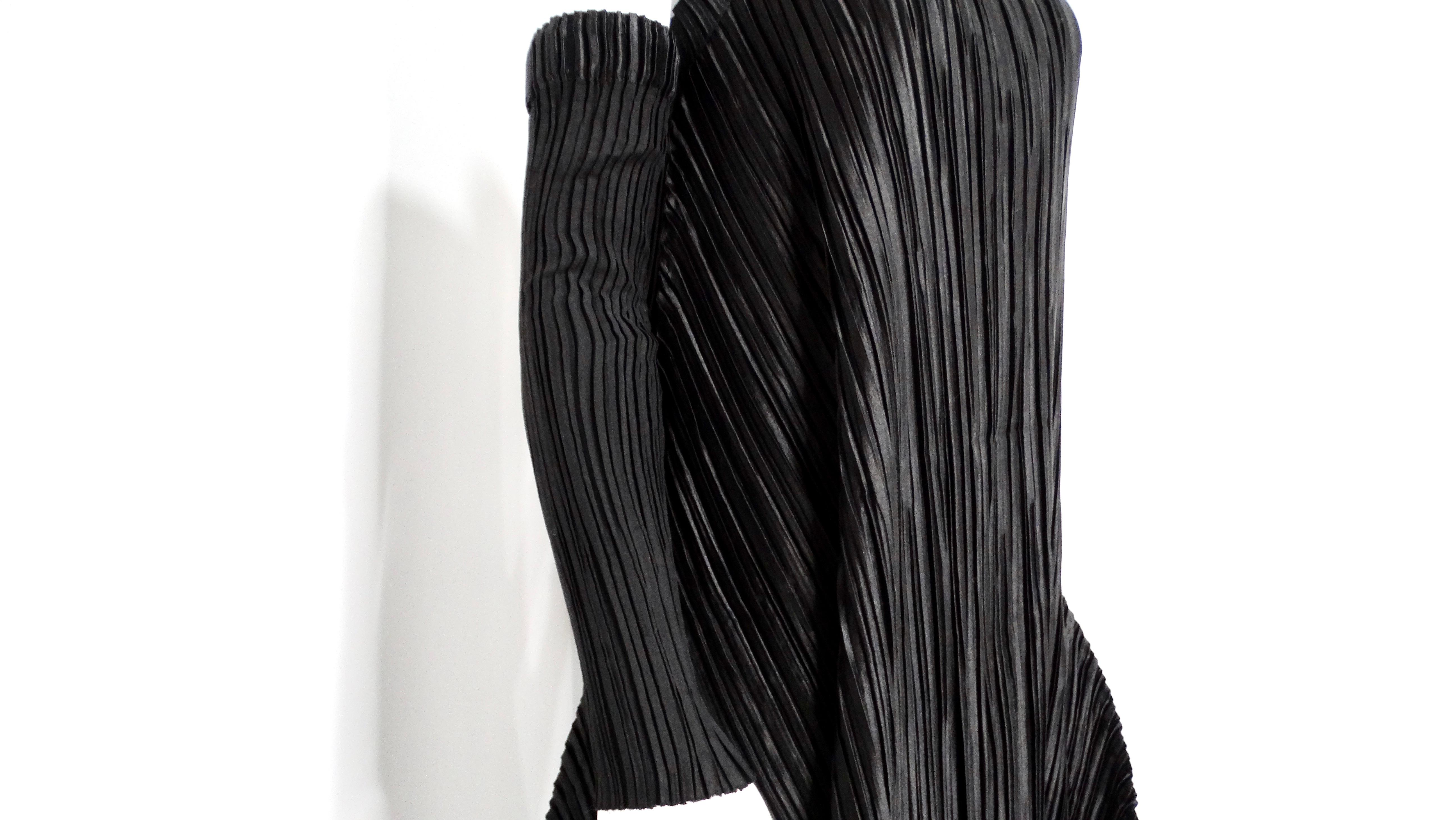 Mashiah Arrive 2000s Robe longue plissée noire avec manches à bras en vente 4