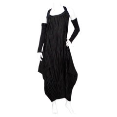 Mashiah Arrive 2000er Schwarzes plissiertes Maxikleid mit Armärmeln