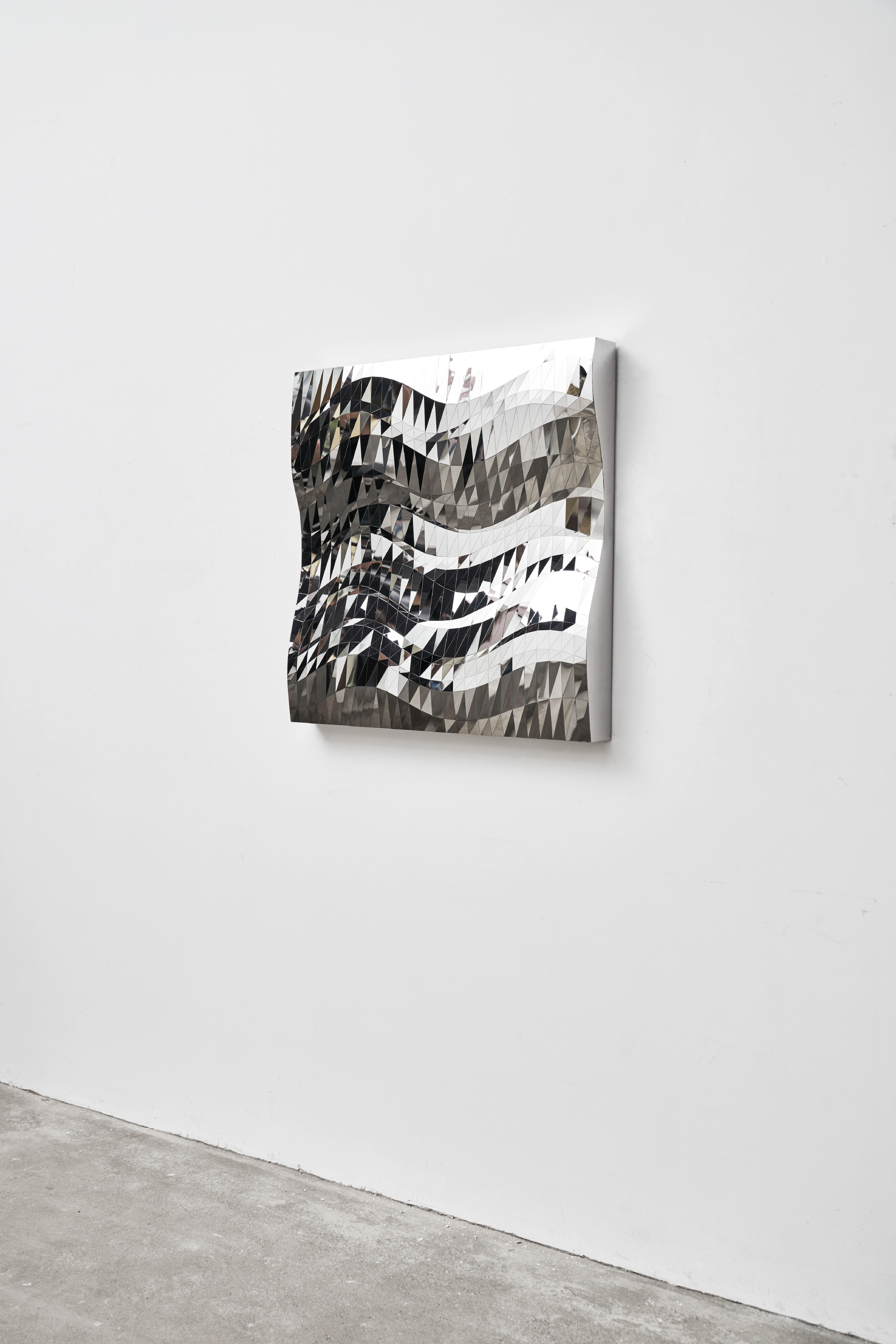 Lucidato Mashing Mesh Object #MS-2 Scultura decorativa a specchio da parete in acciaio inossidabile in vendita