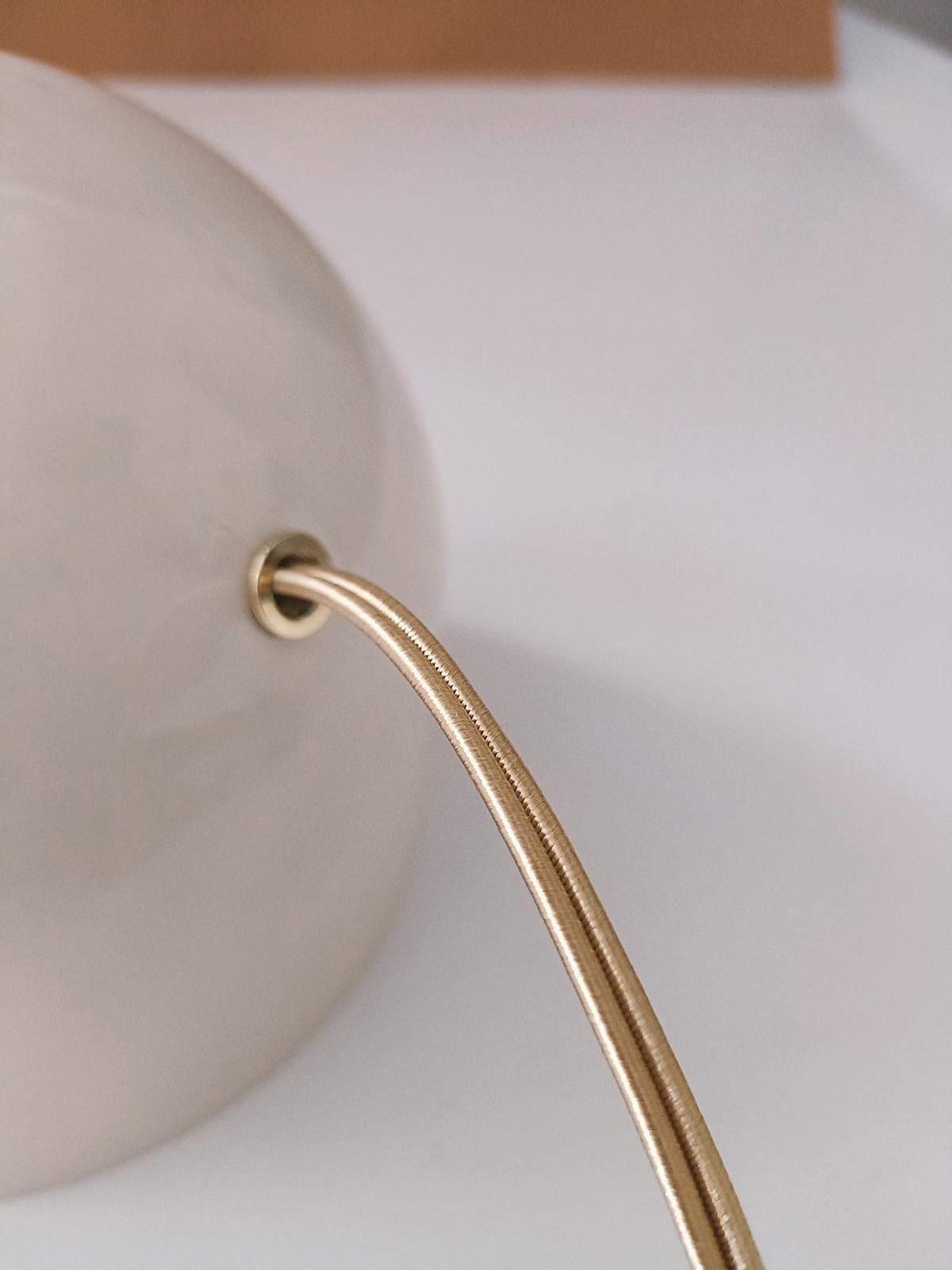 XXIe siècle et contemporain Lampe de table Mashy en acier et laiton par Candas Design en vente
