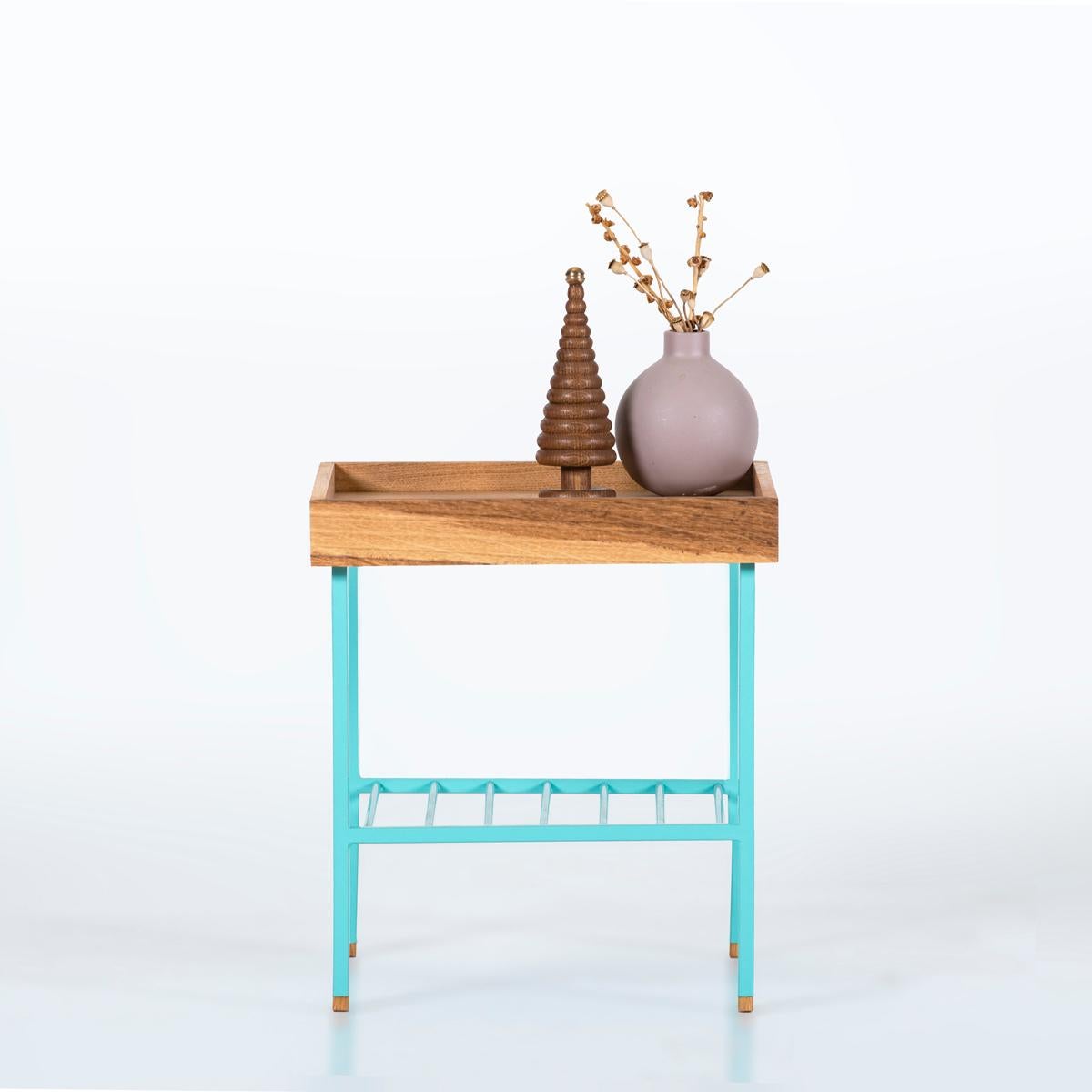 Wood Masif Ahşap Kısa Yan Sehpa / Saksılık – EDGE For Sale
