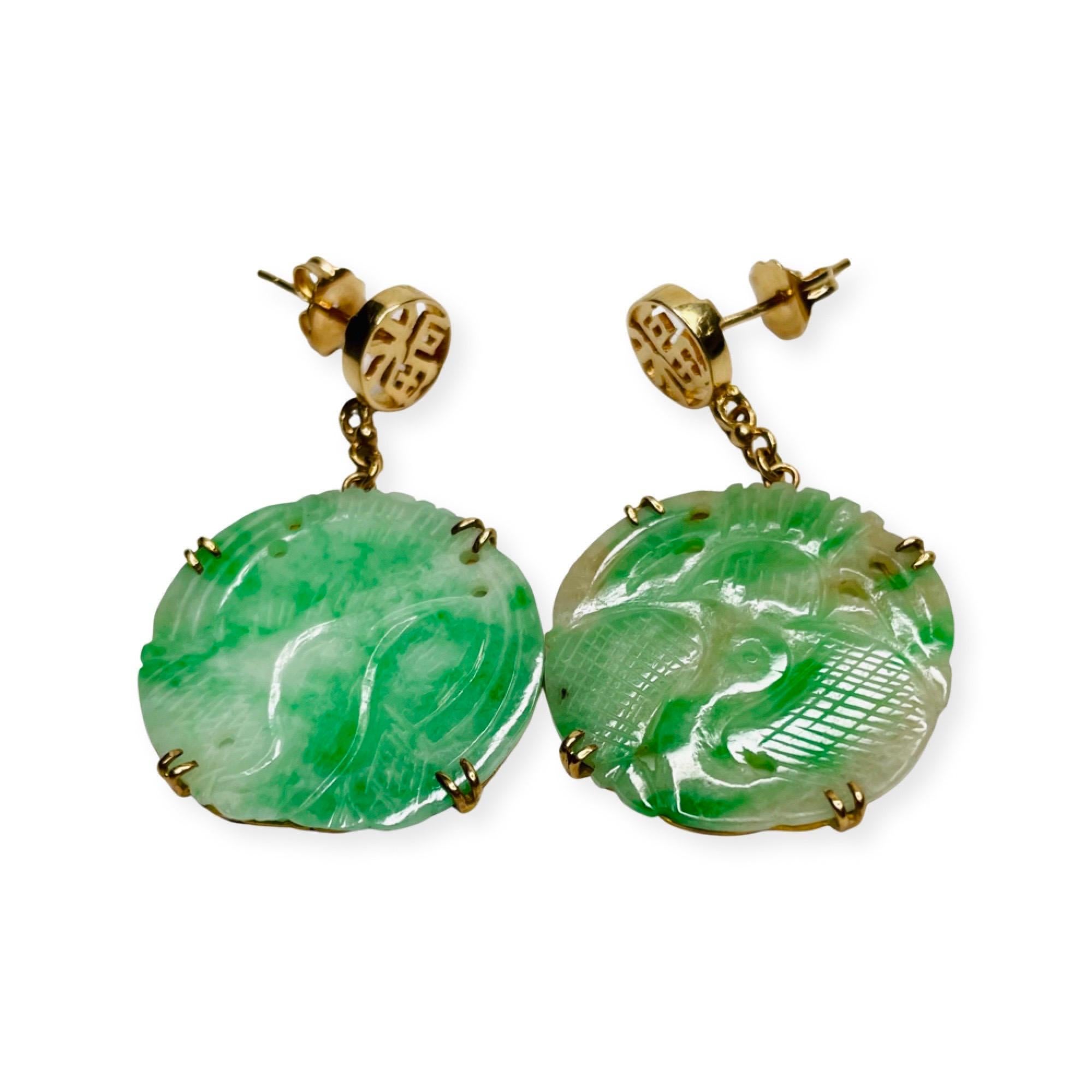 Mason Kay 14K Yellow Gold Carved Natural Green Jadeite Earrings In New Condition In Kirkwood, MO