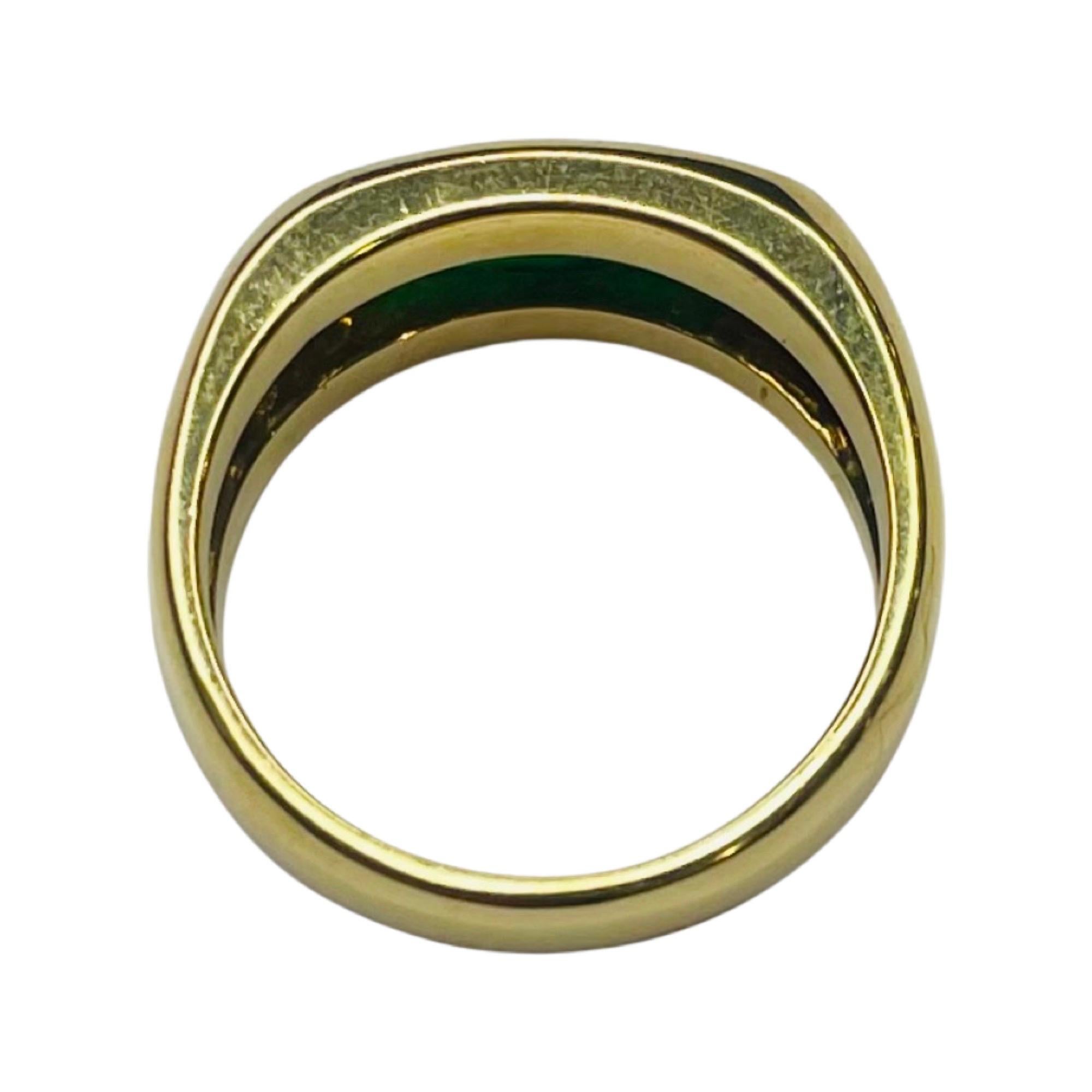 Contemporary Mason Kay 18K Yellow Gold Ring with Natural Untreated Jadeite For Sale