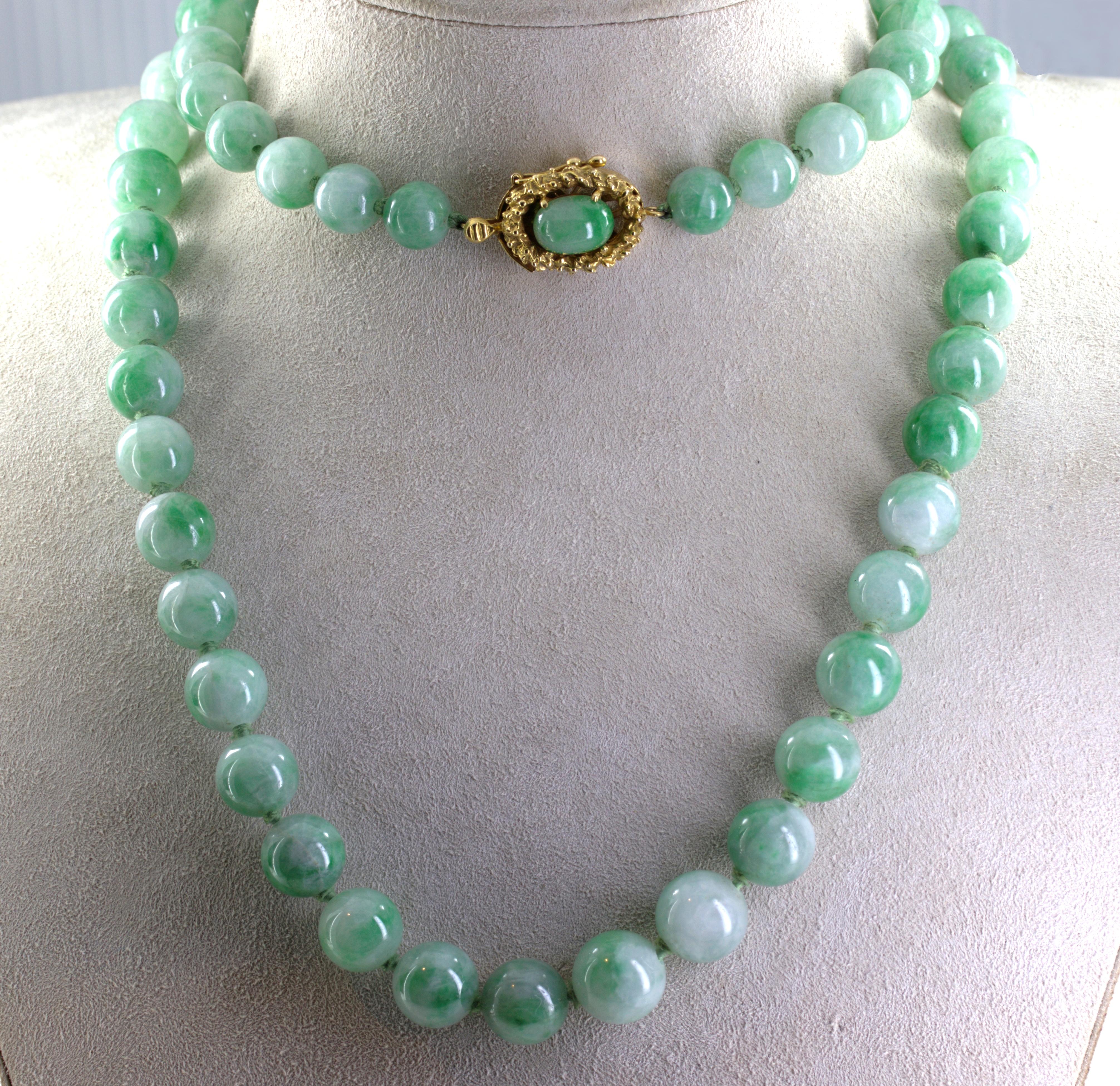 Mason Kay Certified Natural Jadeite Jade Bead, 14K Yellow Gold Necklace For Sale 7