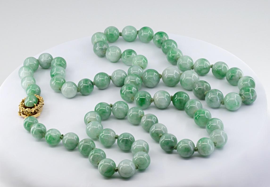 Artisan Mason Kay Certified Natural Jadeite Jade Bead, 14K Yellow Gold Necklace For Sale