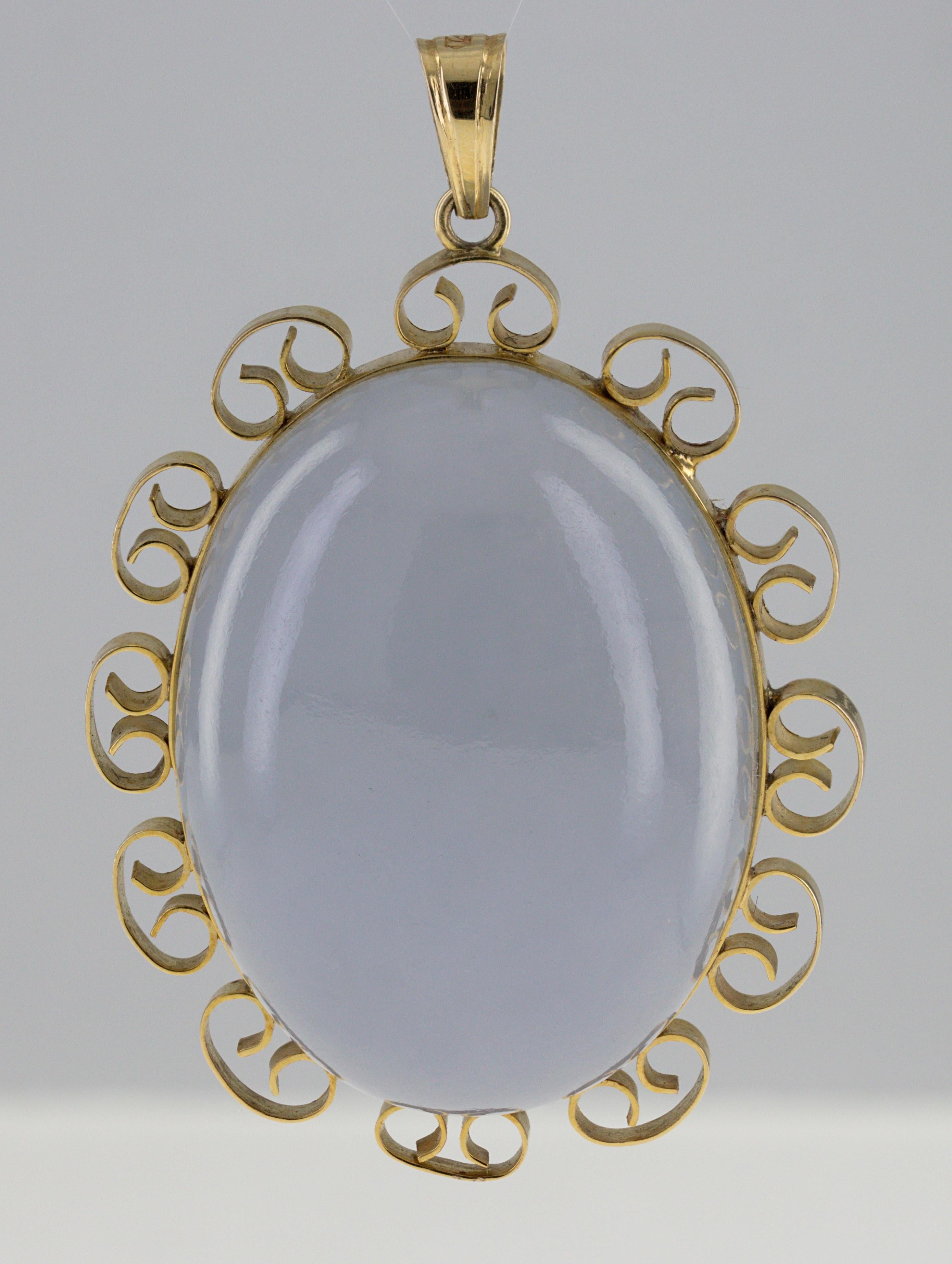 Mason Kay Certified Natural Lavender Jadeite Jade, 14K Yellow Gold Pendant In Good Condition For Sale In Pleasant Hill, CA