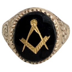 Masonic 9 Karat Gold Onyx Square and Compasses Signet Ring