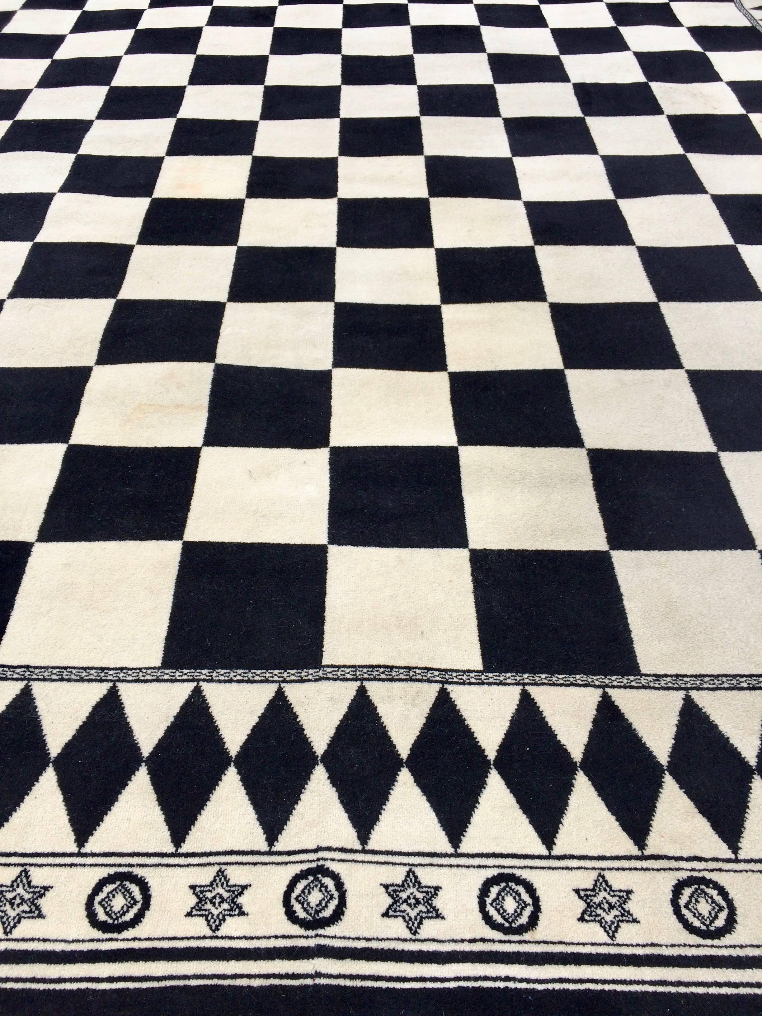 Masonic Carpet Rug Wool Hand Made Free Masons Rug In Good Condition In Longdon, Tewkesbury