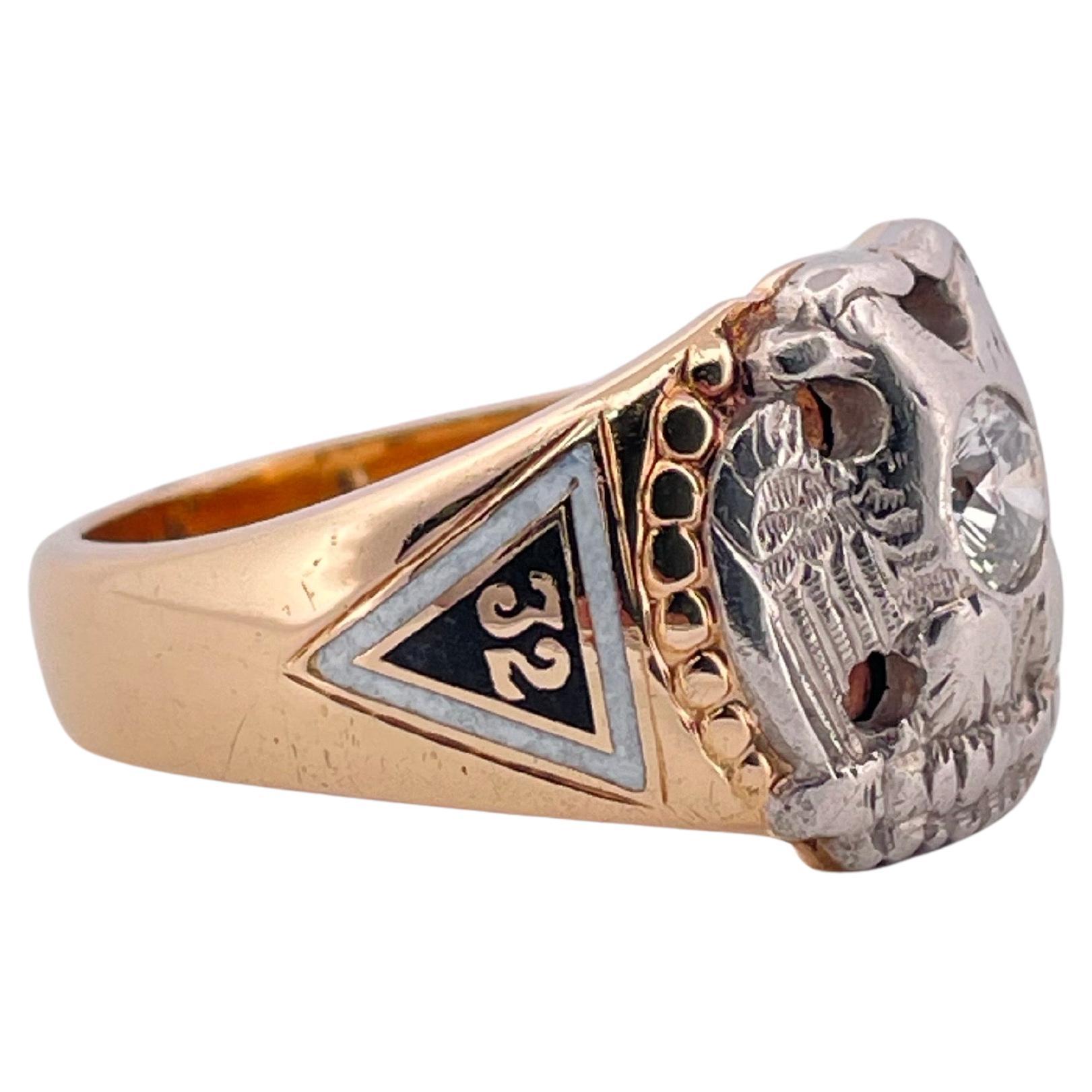 Contemporary Masonic Double Eagle 0.38ctw Diamond Ring Set In 14K Gold & Platinum Face For Sale