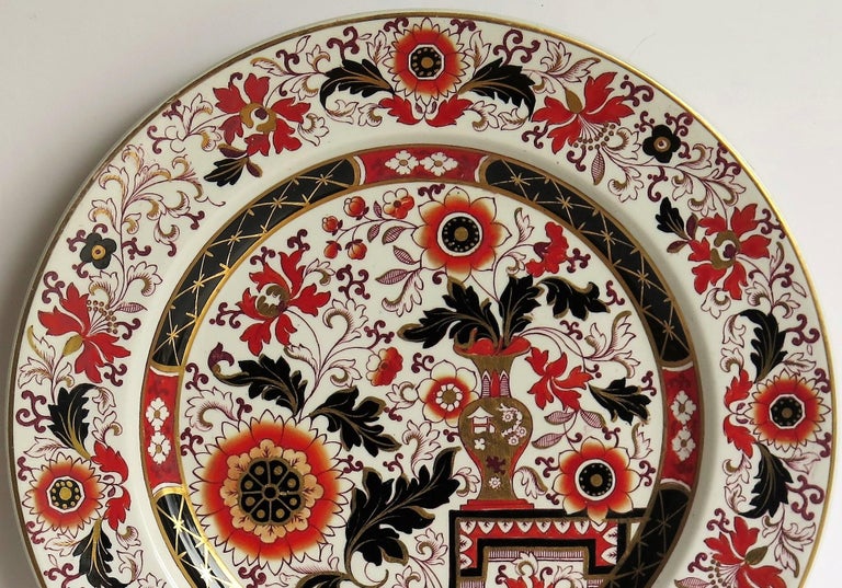 Mason's Ashworth's Ironstone Dinner Plate in Old Japan Vase Pattern, circa 1870 For Sale 3