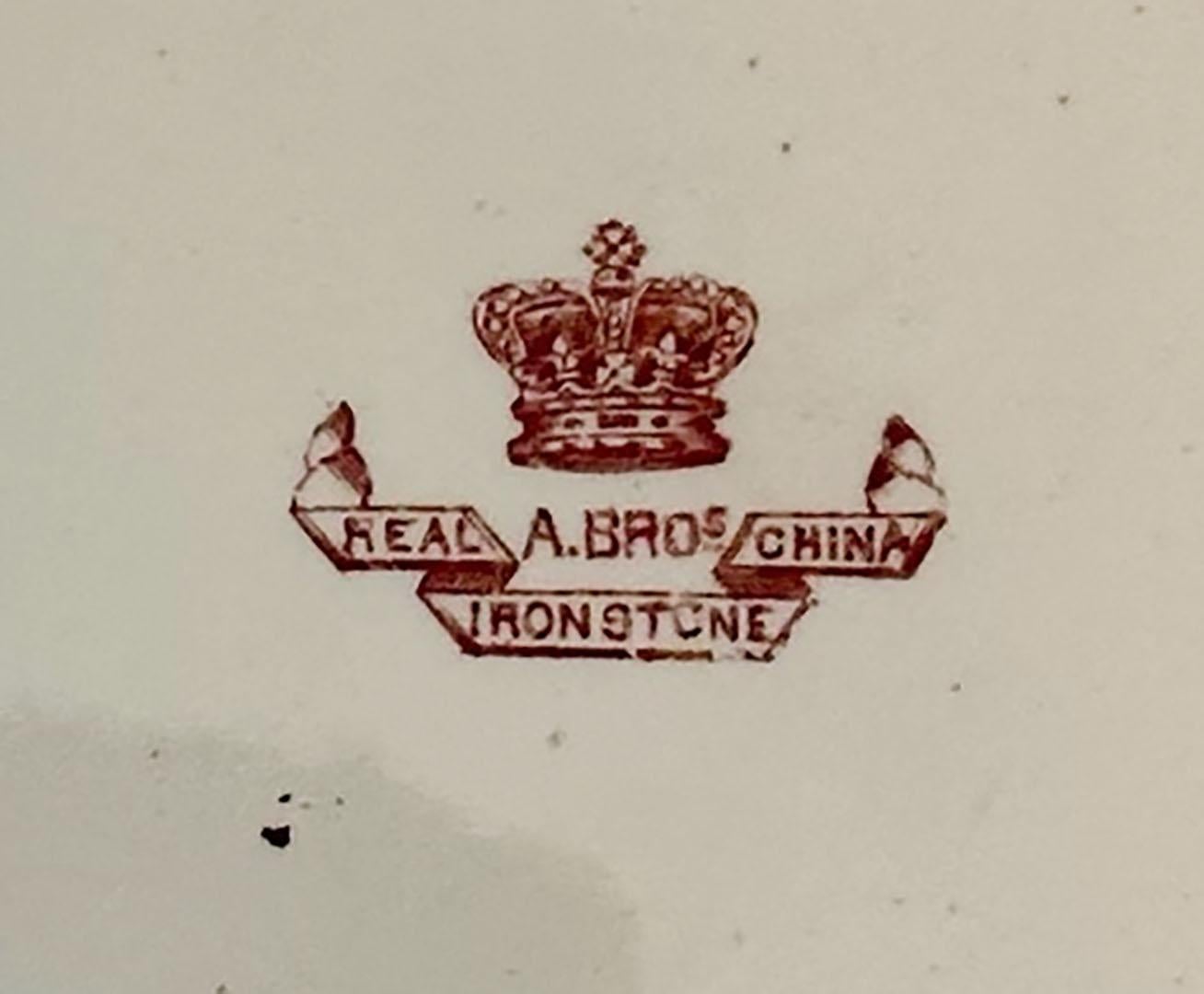 Fin du XIXe siècle Assiettes en Ironstone de Mason's Ashworth's en vente