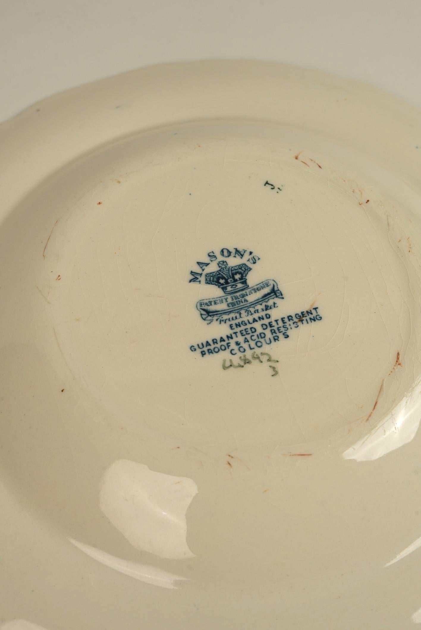 Mason's Ironstone Blaue 'Obstkorb' Suppenschalen im Angebot 2