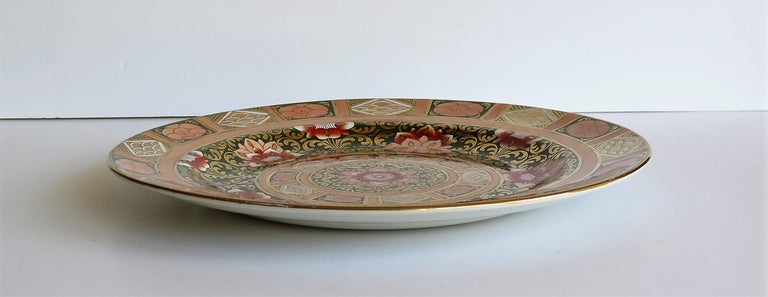 Masons Ironstone Cabinet Plate with Heavily Hand Gilded Pattern, circa 1895 For Sale 3