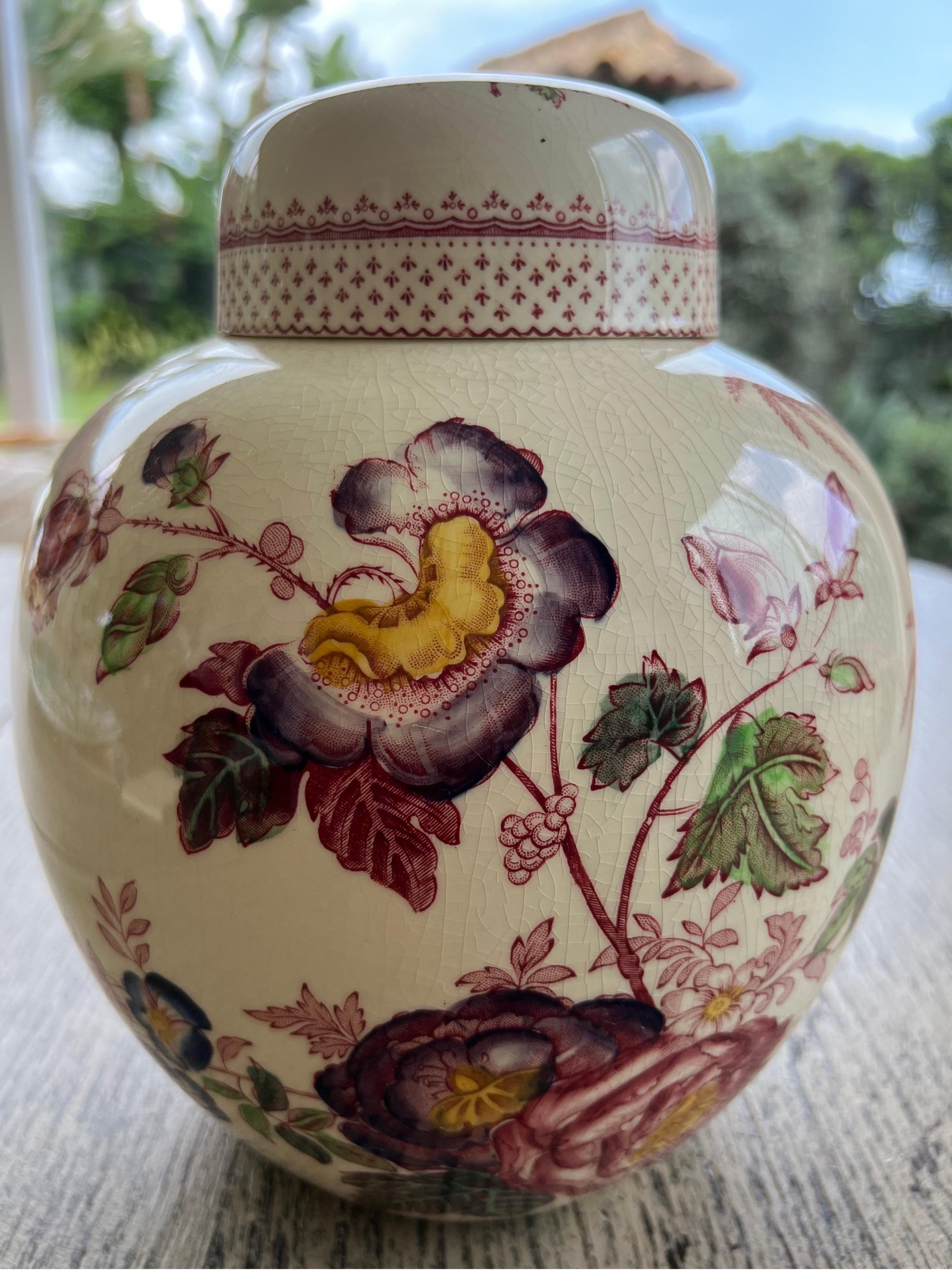 floral print vase