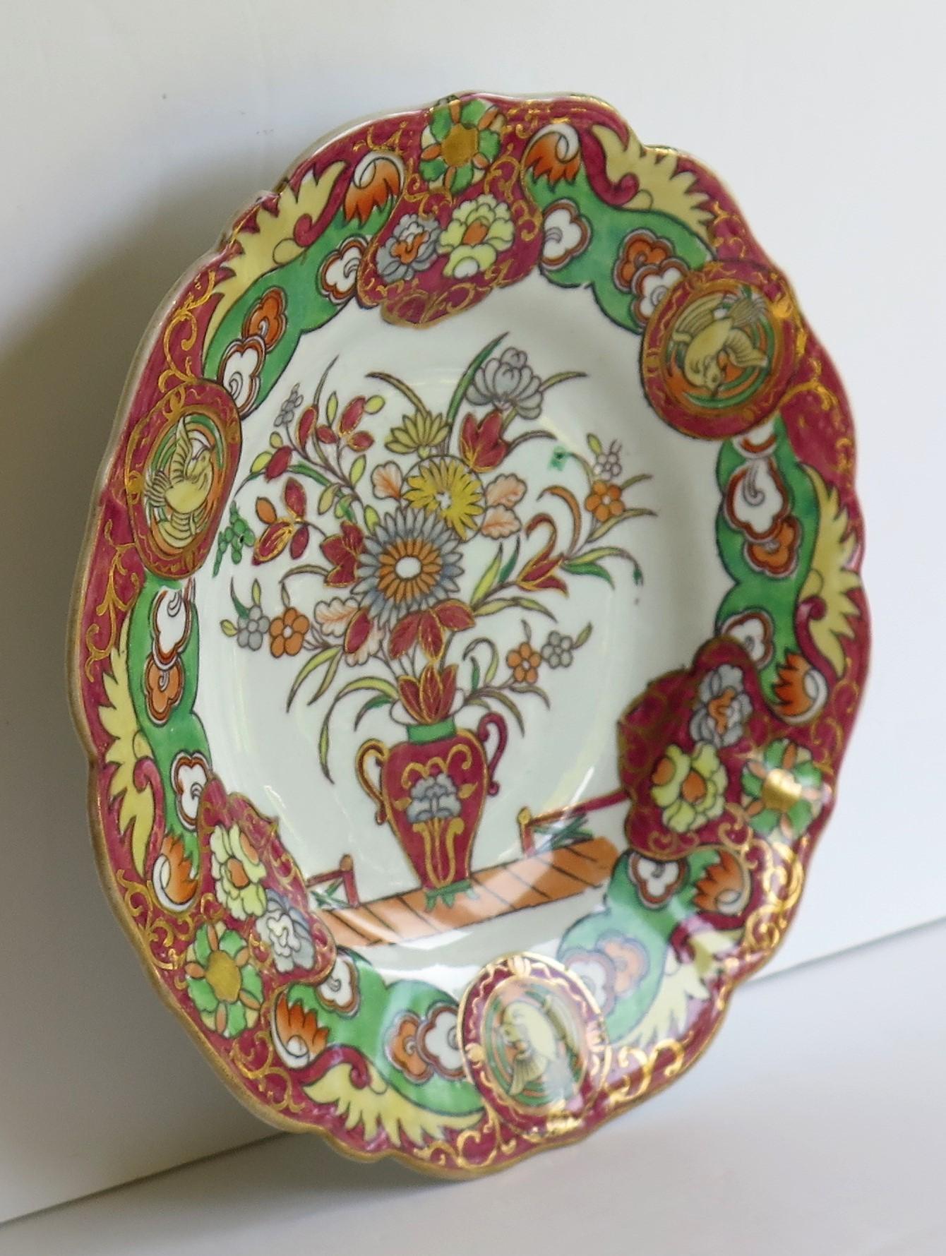Hand-Painted Mason's Ironstone Desert Dish or Plate in Fence Vase and Doves Pattern, Ca 1830