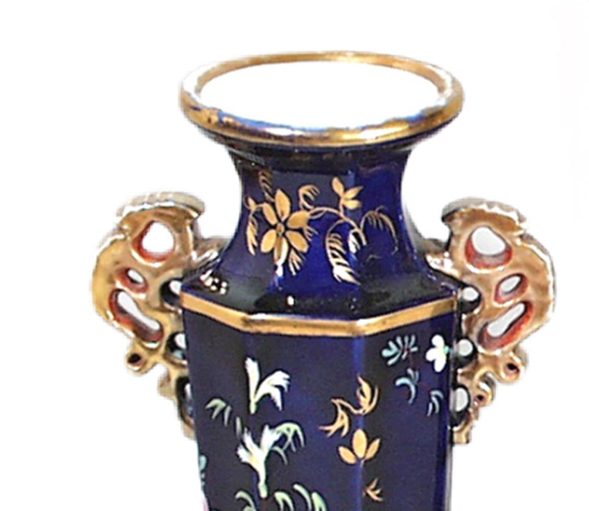 Guarnizione di tre vasi in pietra di Mason's Ironstone, CIRCA 1835 in vendita 5