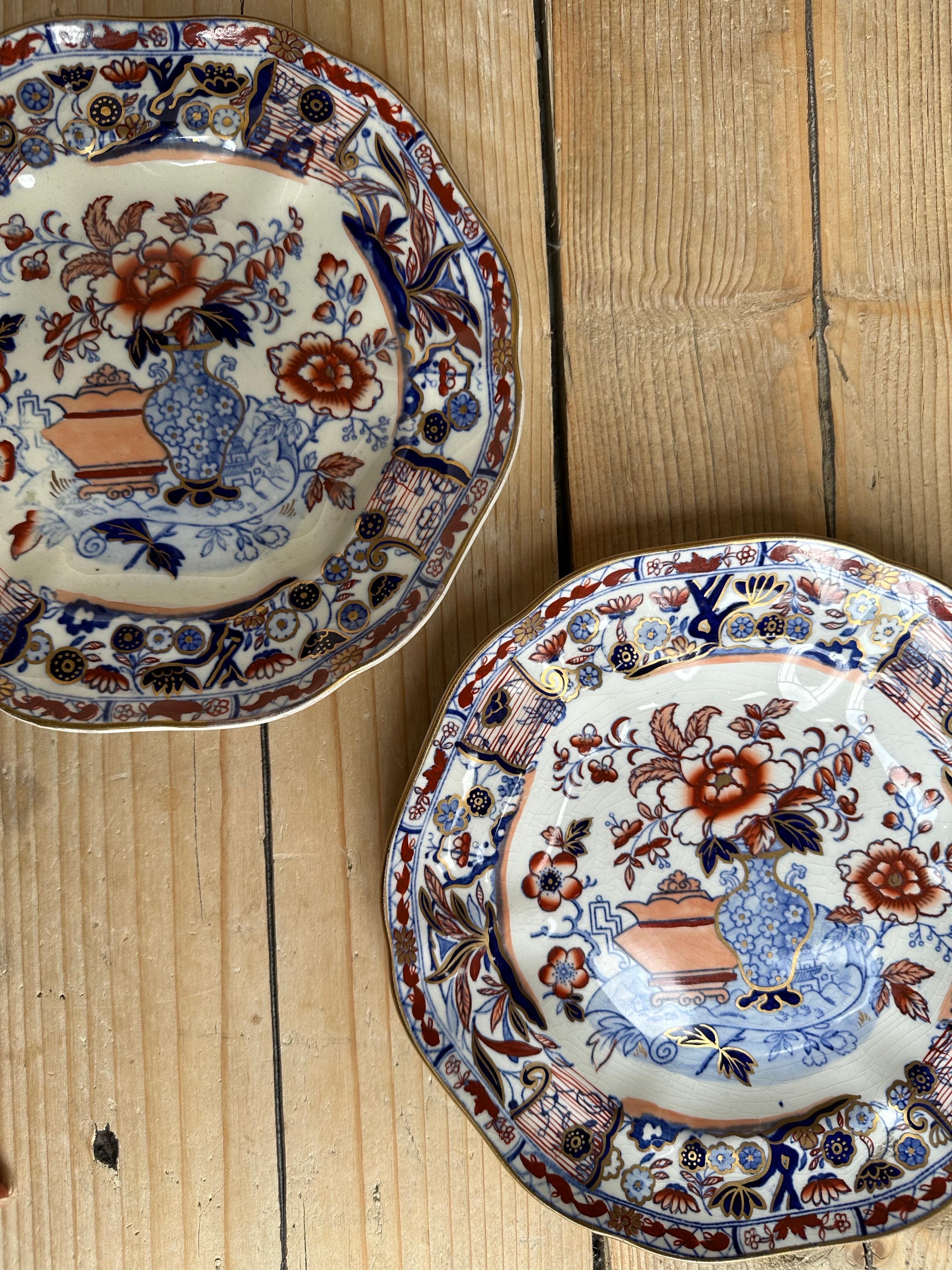 Mason's Ironstone Imari Plates, Set of 2, Circa 1900 (Englisch) im Angebot