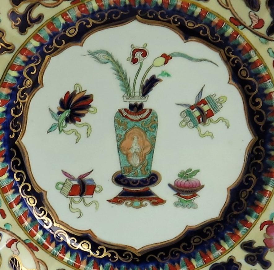 19th Century Mason's Ironstone Large Dinner Plate Chinese Antiquities Pattern, circa 1840