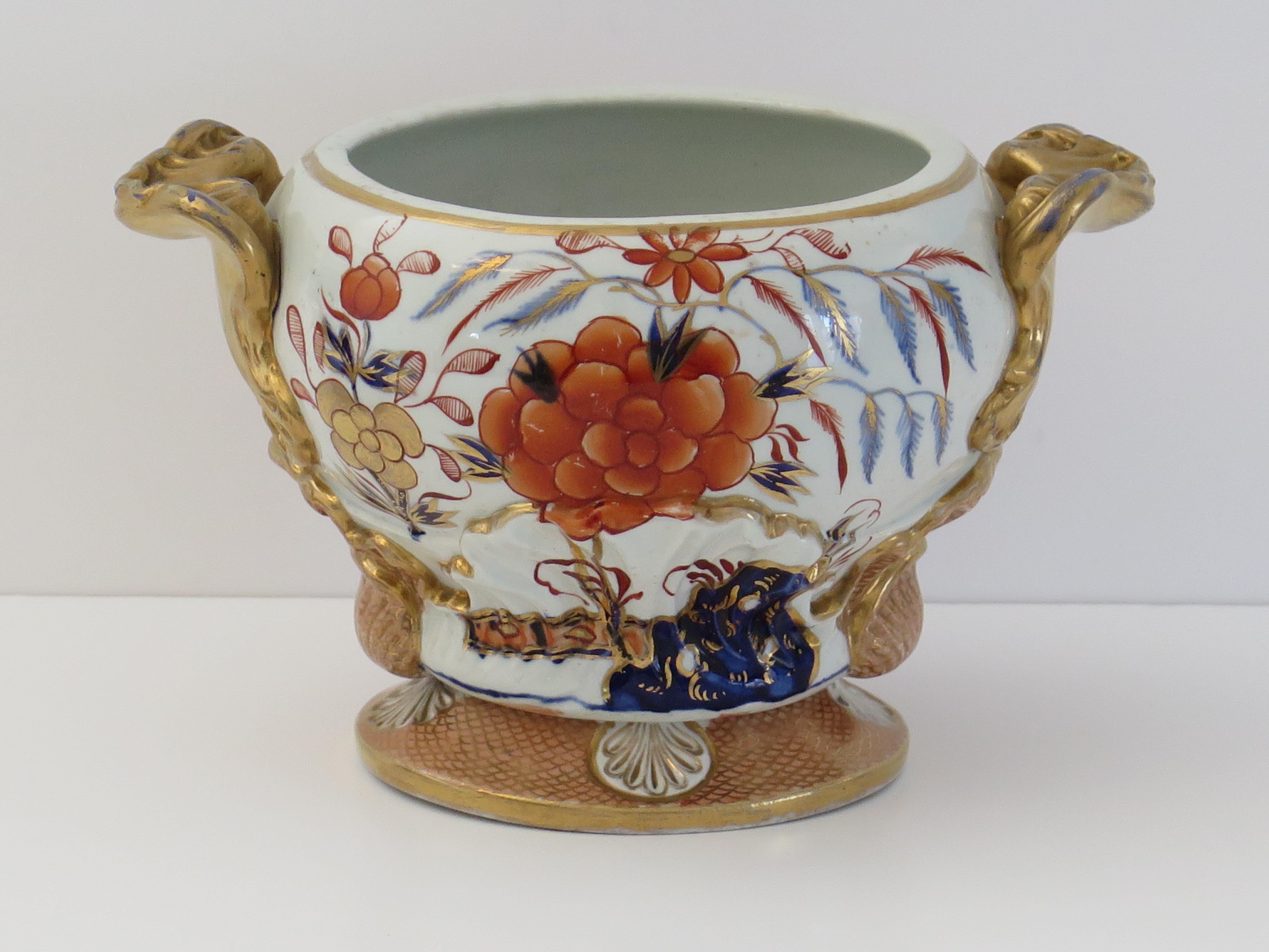 Sopera de hierro Mason's Ironstone con diseño de valla, roca y sauce azul, hacia 1818 en venta 6