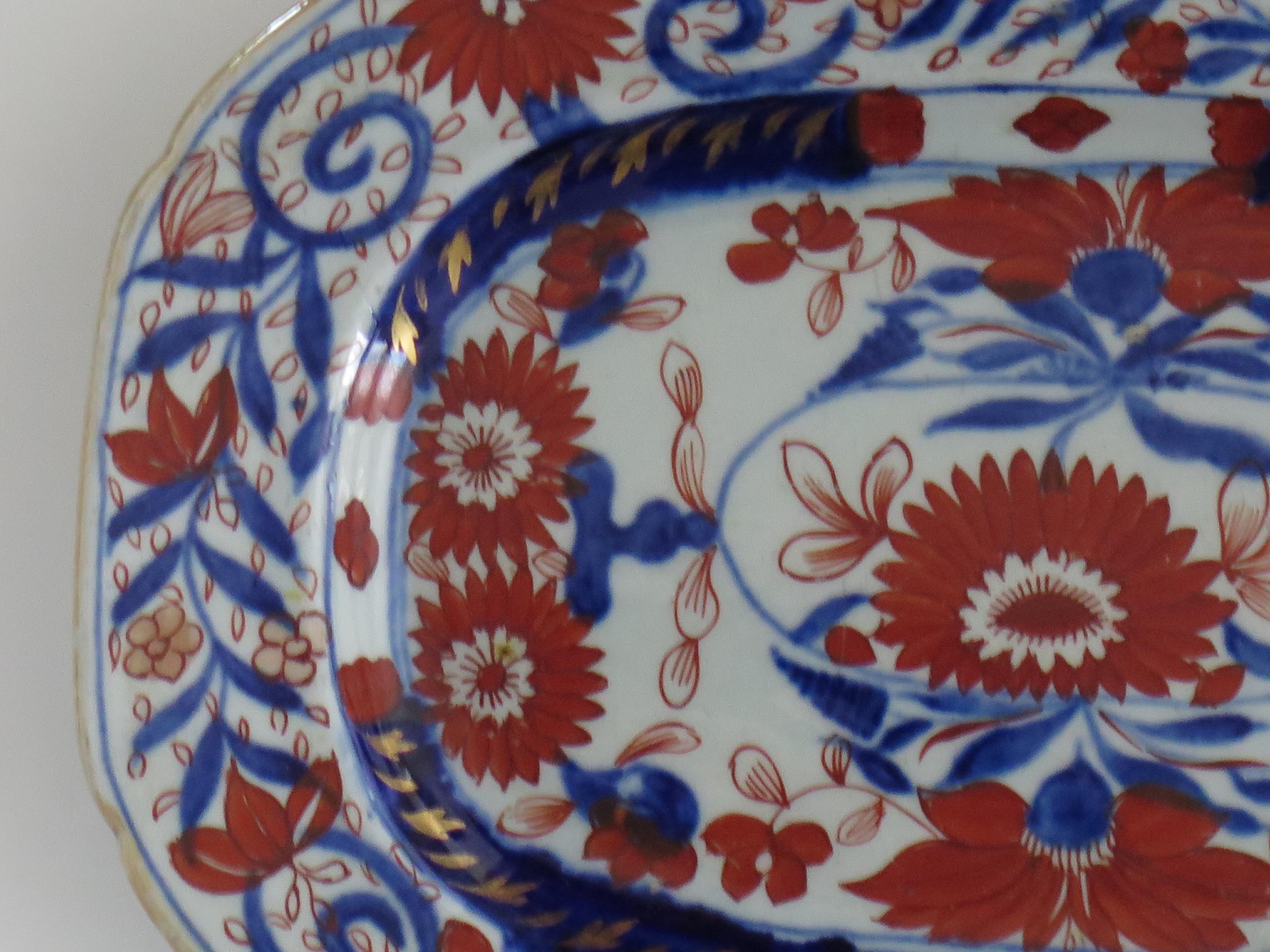 Georgian Masons Ironstone Serving Platter in rare Chrysanthemum pattern, Ca 1818 In Good Condition For Sale In Lincoln, Lincolnshire