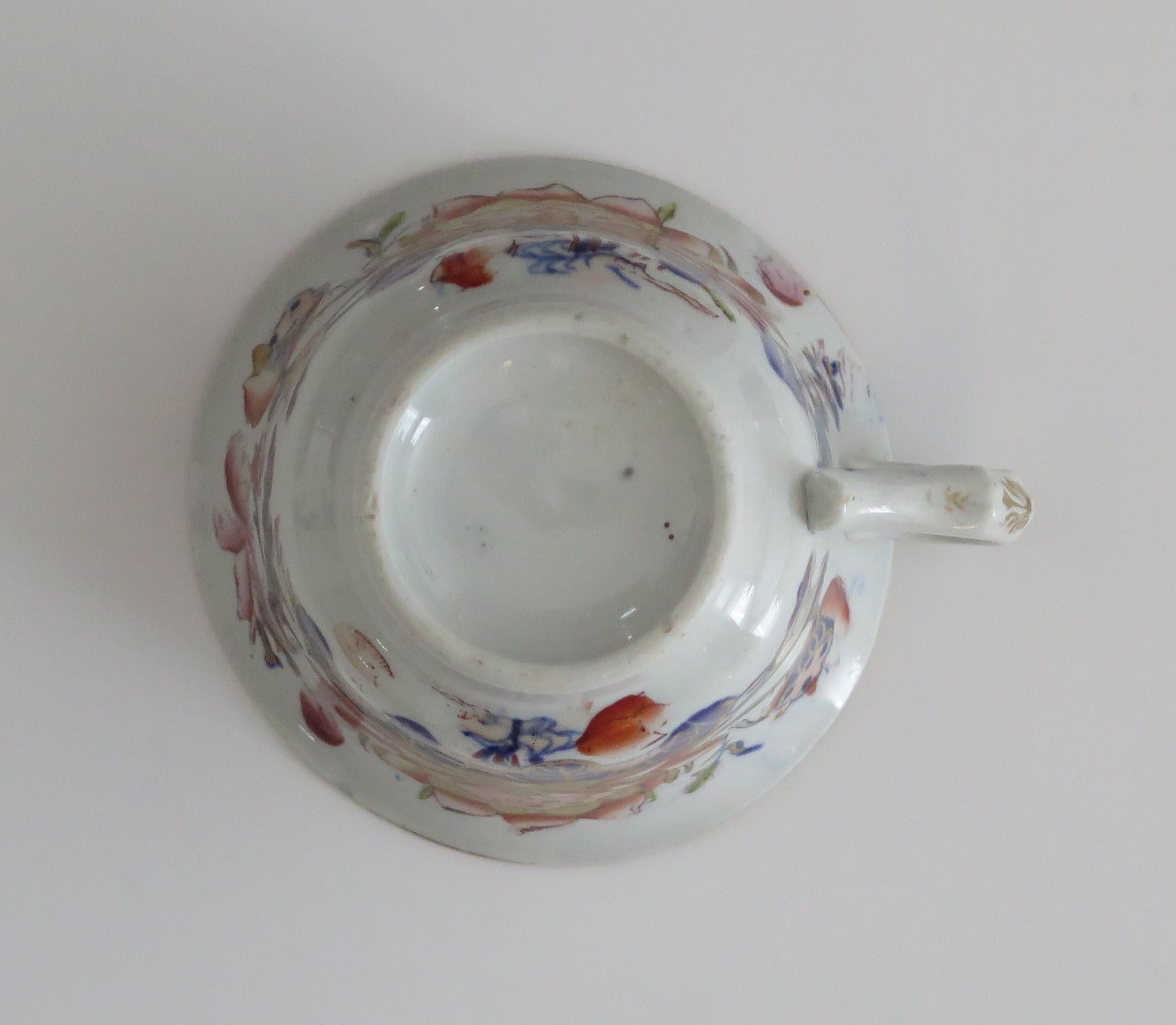 Mason's Ironstone Tea Cup Hand Painted in Gilded Water Lily Pattern, circa 1835 For Sale 3