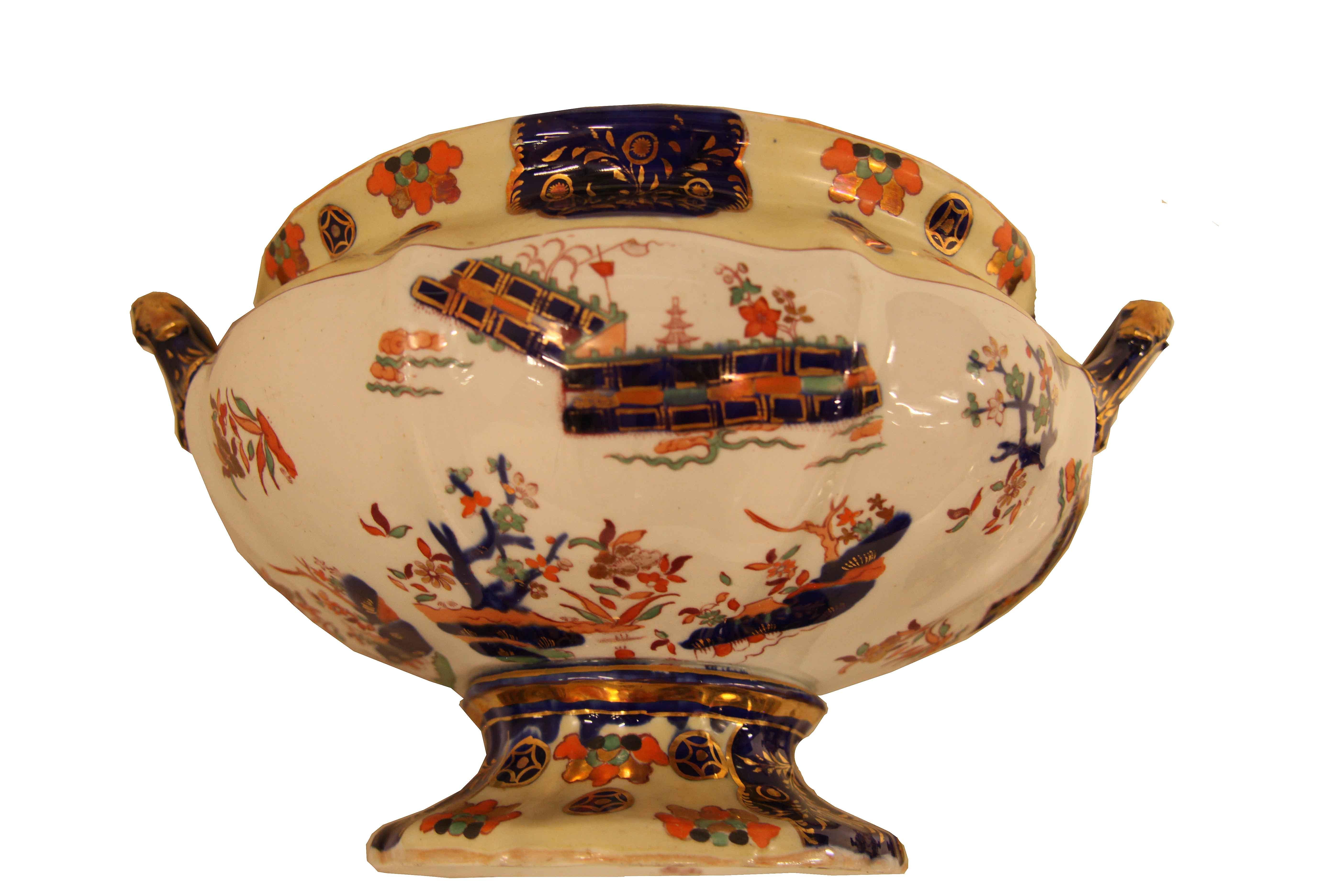 Mason's Ironstone Tureen and Tray  For Sale 7