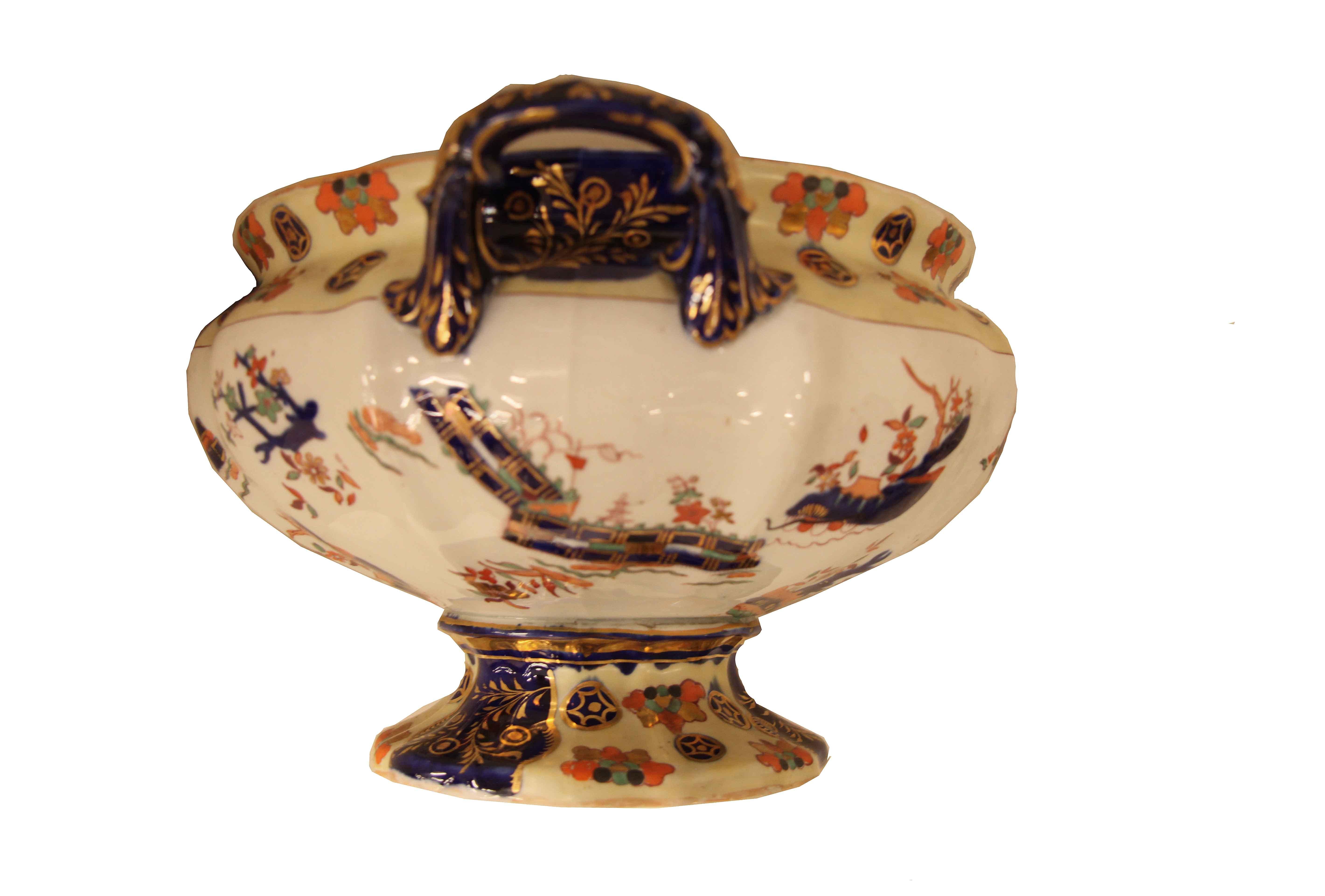 Mason's Ironstone Tureen and Tray  For Sale 8