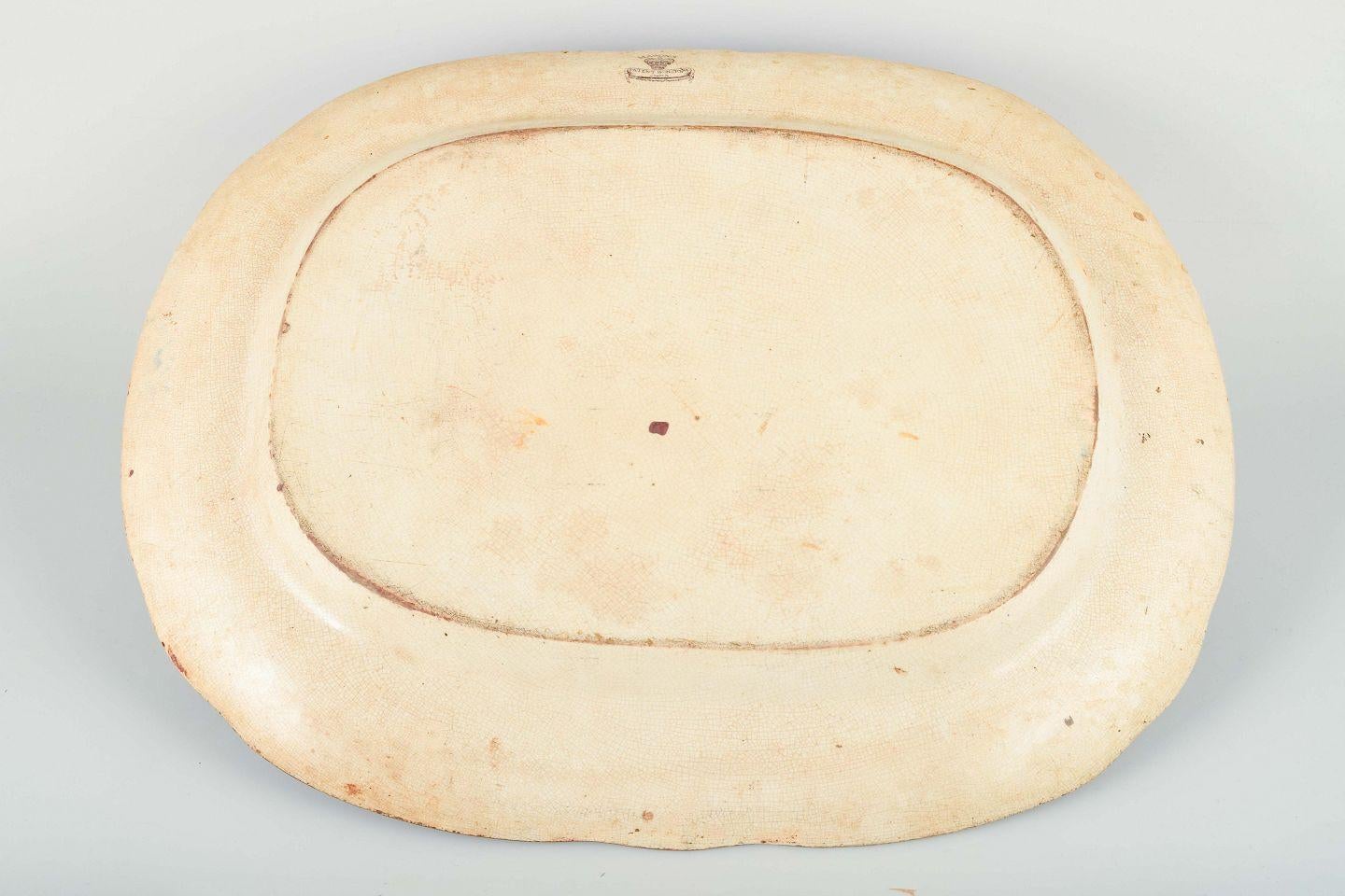 Mason's. Große ovale Schale aus Keramik mit chinesisch inspirierten Motiven, 19. (19. Jahrhundert) im Angebot