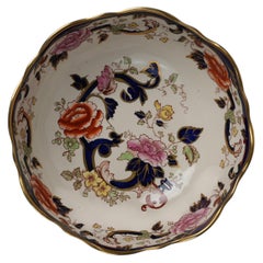 Mason’s 'Mandalay' Large Fruit Bowl, Centerpiece, Circa 1920 Gilt Rim Blue Red