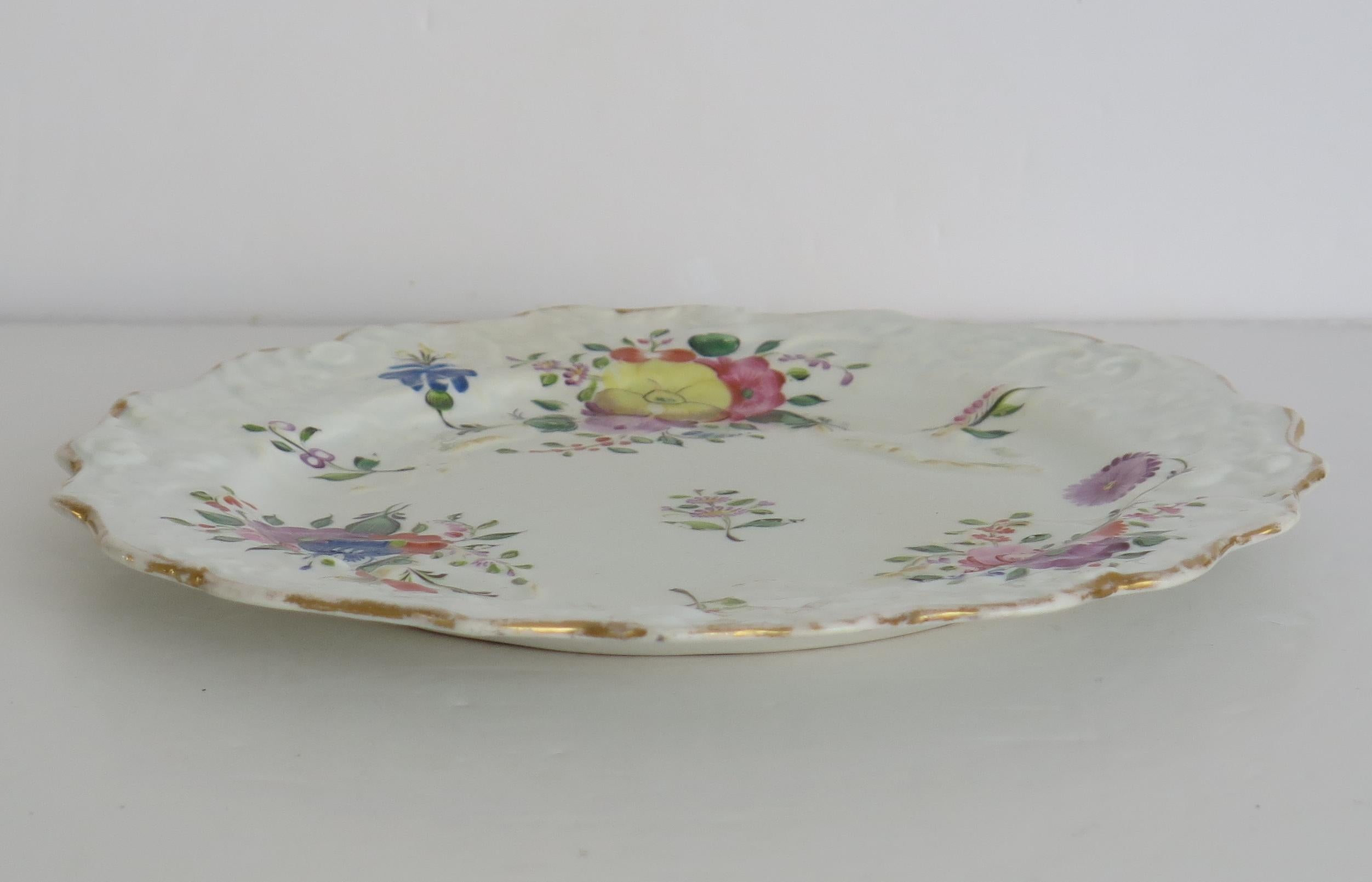 Mason's Porcelain Plate Hand Painted in Central Spray Mixed Border Ptn, Ca 1815 For Sale 2