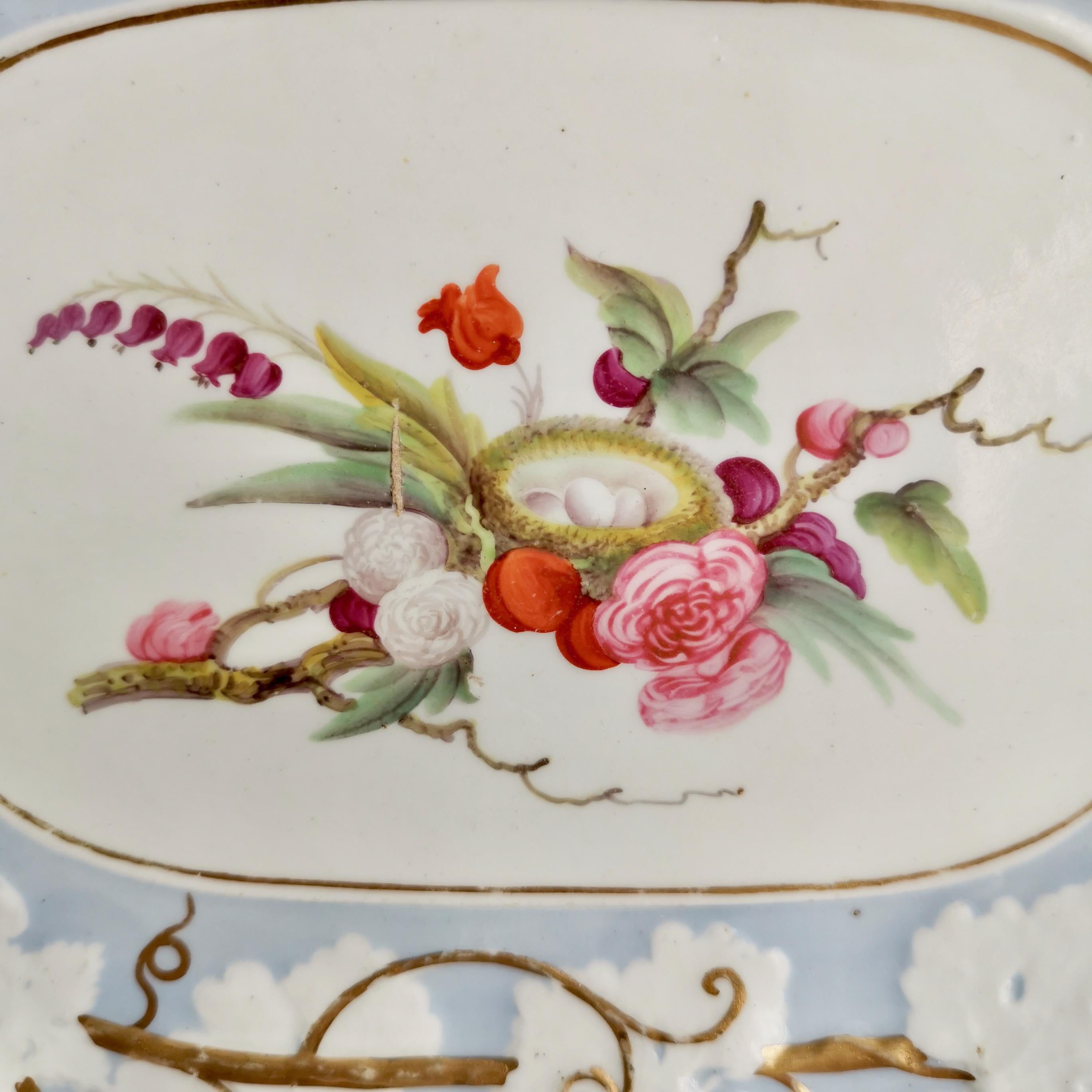 English Mason's Porcelain Serving Dish, Light Blue with Birds Nest, Regency, ca 1813