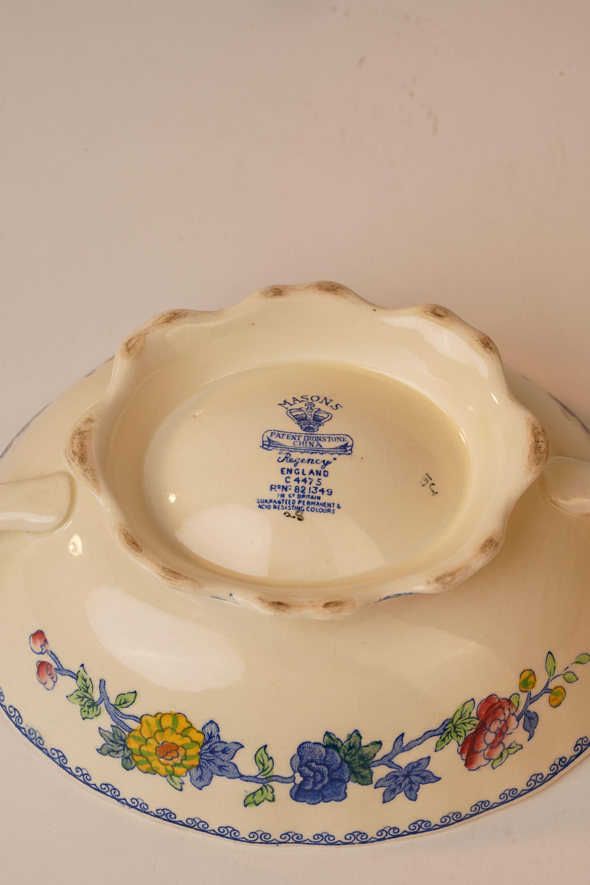 Mason's Regency Ironstone, 23-Piece Dinner Service, Circa 1920 In Good Condition For Sale In Worcester Park, GB