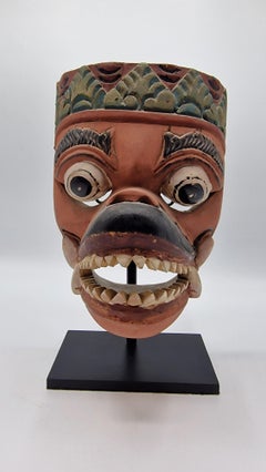 Masque Balinais soclé