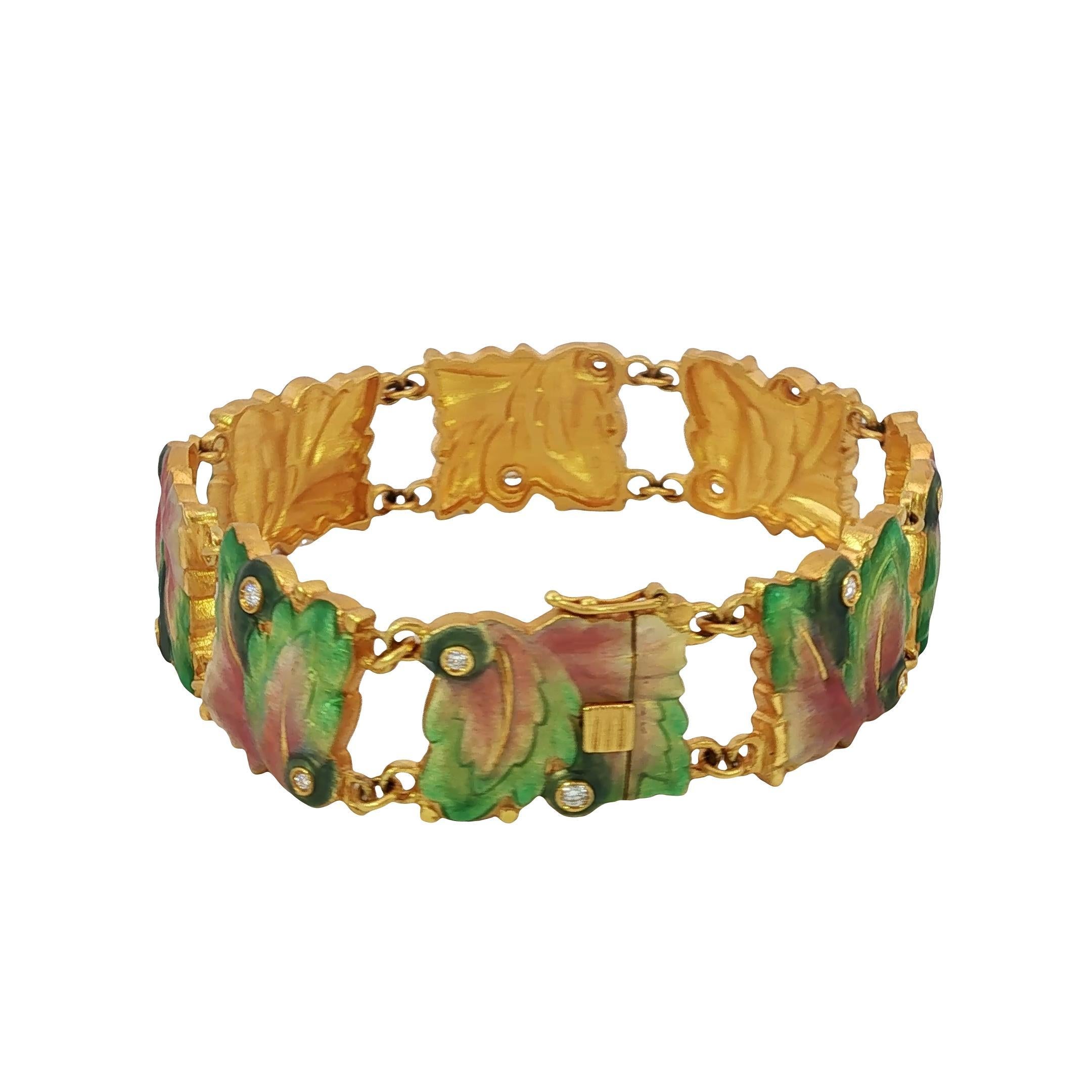 Masriera 18K Diamond Bracelet Plique A Jour Leaf Motif Yellow Gold Size 6.75 For Sale 3