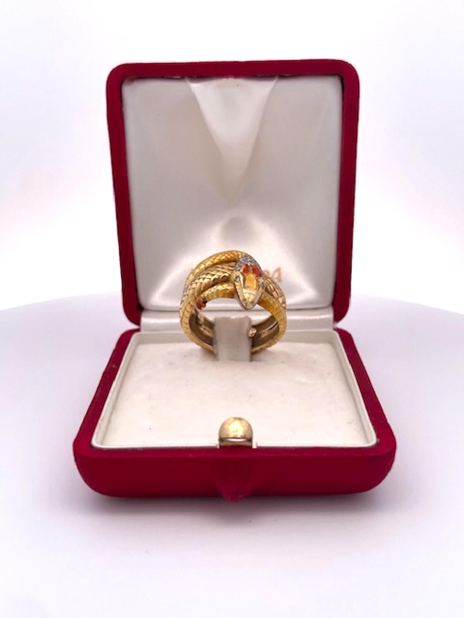 Masriera 18K Enamel Snake Ring For Sale 2