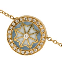 Masriera Collar de Esmalte Plique a Jour Flor Mágica de Diamantes de Oro Amarillo de 18 K