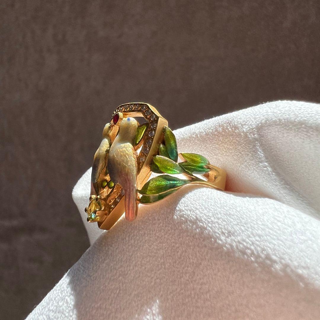Masriera 18K Gelbgold Love Birds Ring.

Ring aus 18 Karat Gelbgold mit 