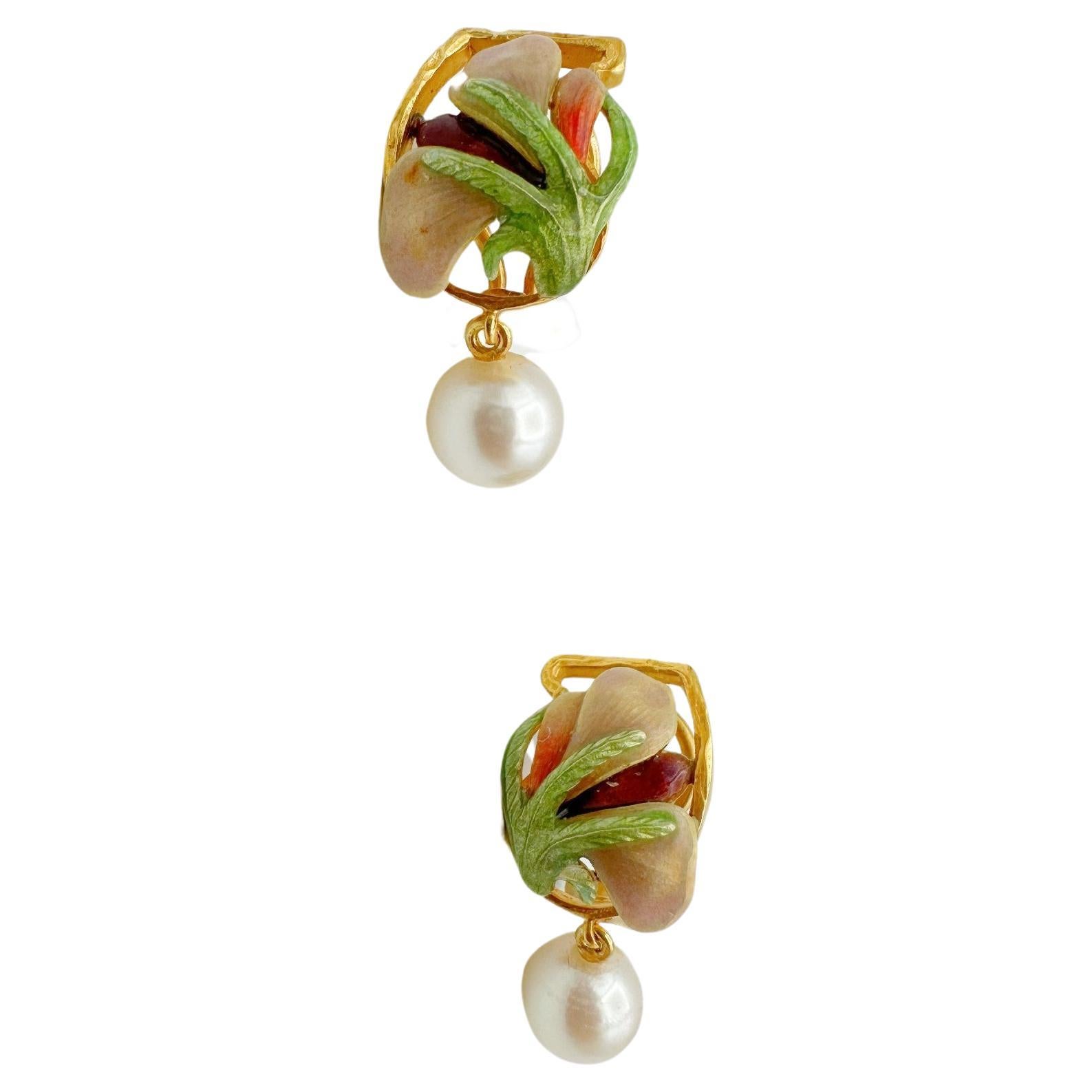 Masriera 18k Yellow Gold, Pearl and Enamel Art Nouveau Iris Flower Earrings In Excellent Condition In North Attleboro, MA